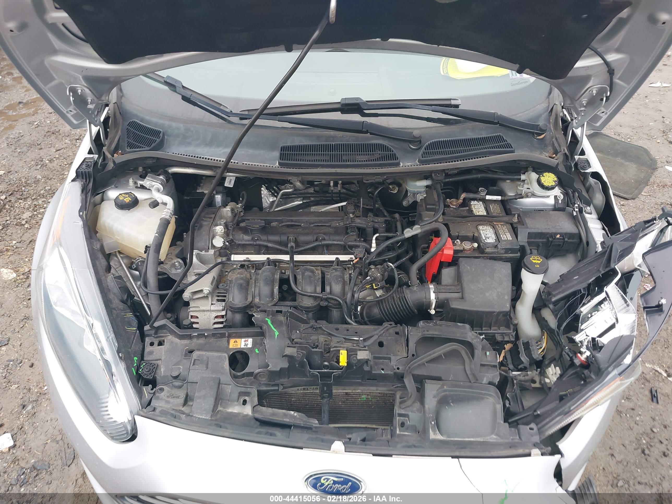 FORD FIESTA image 10