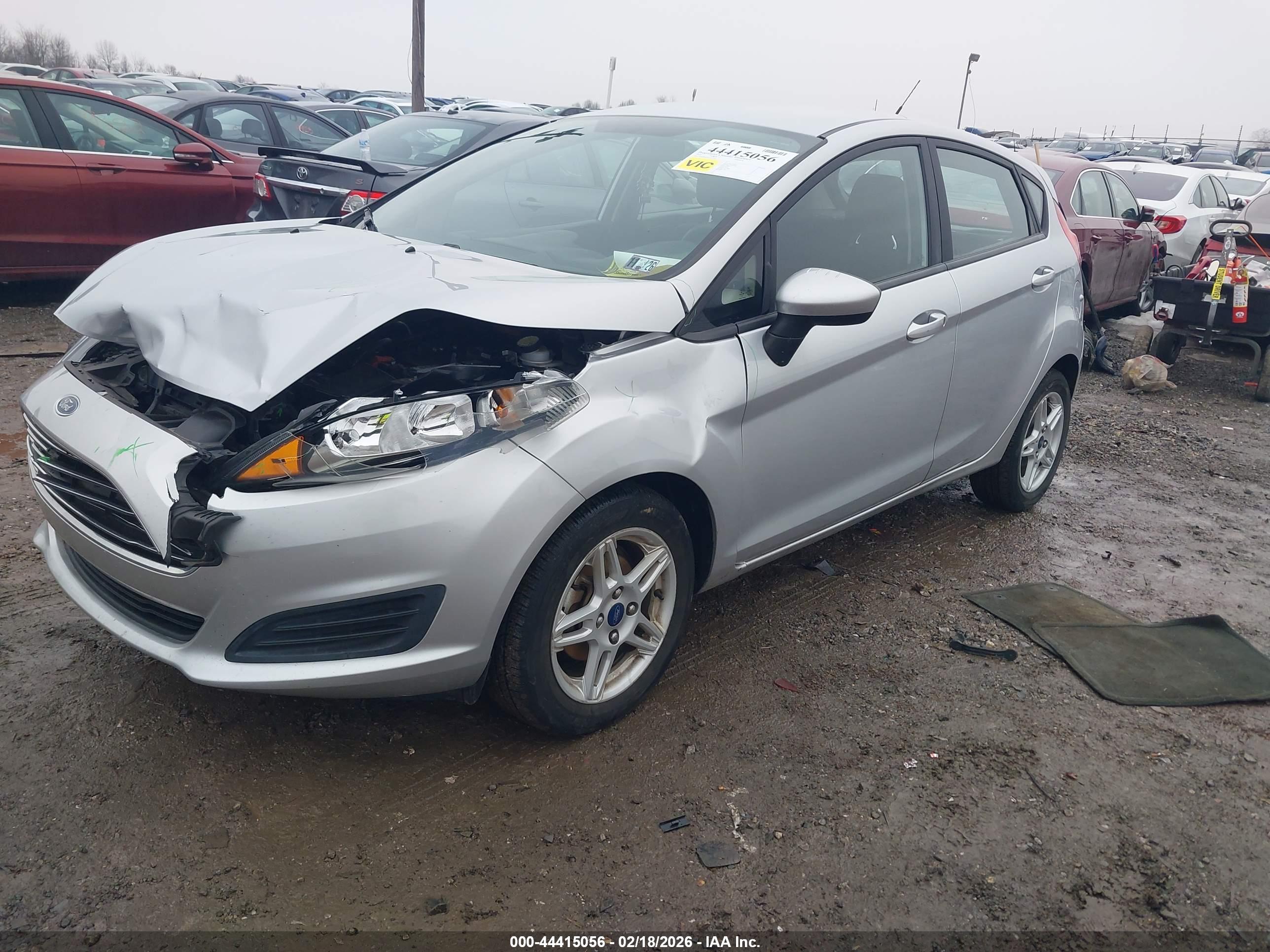 FORD FIESTA image 2