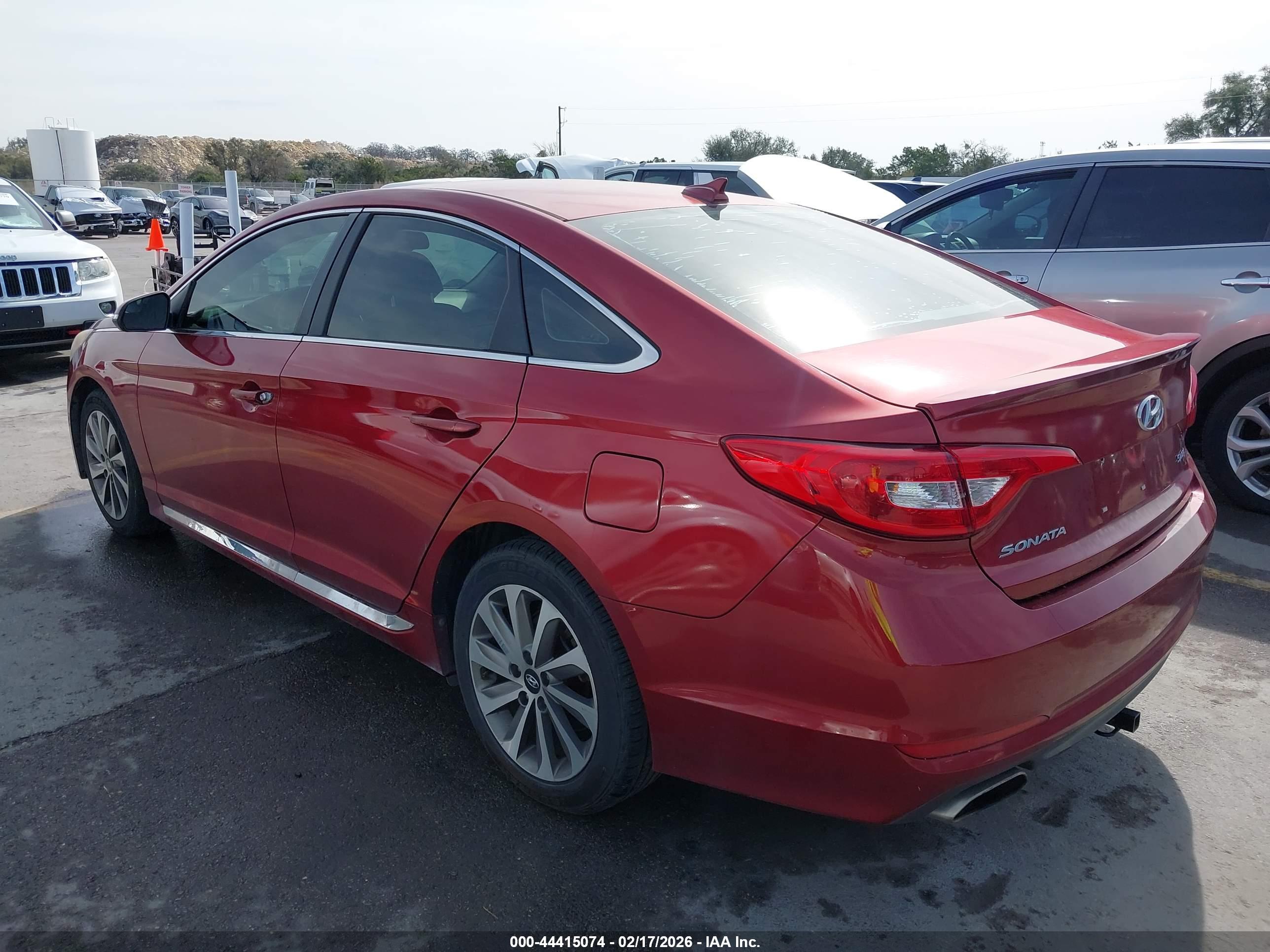 HYUNDAI SONATA image 3