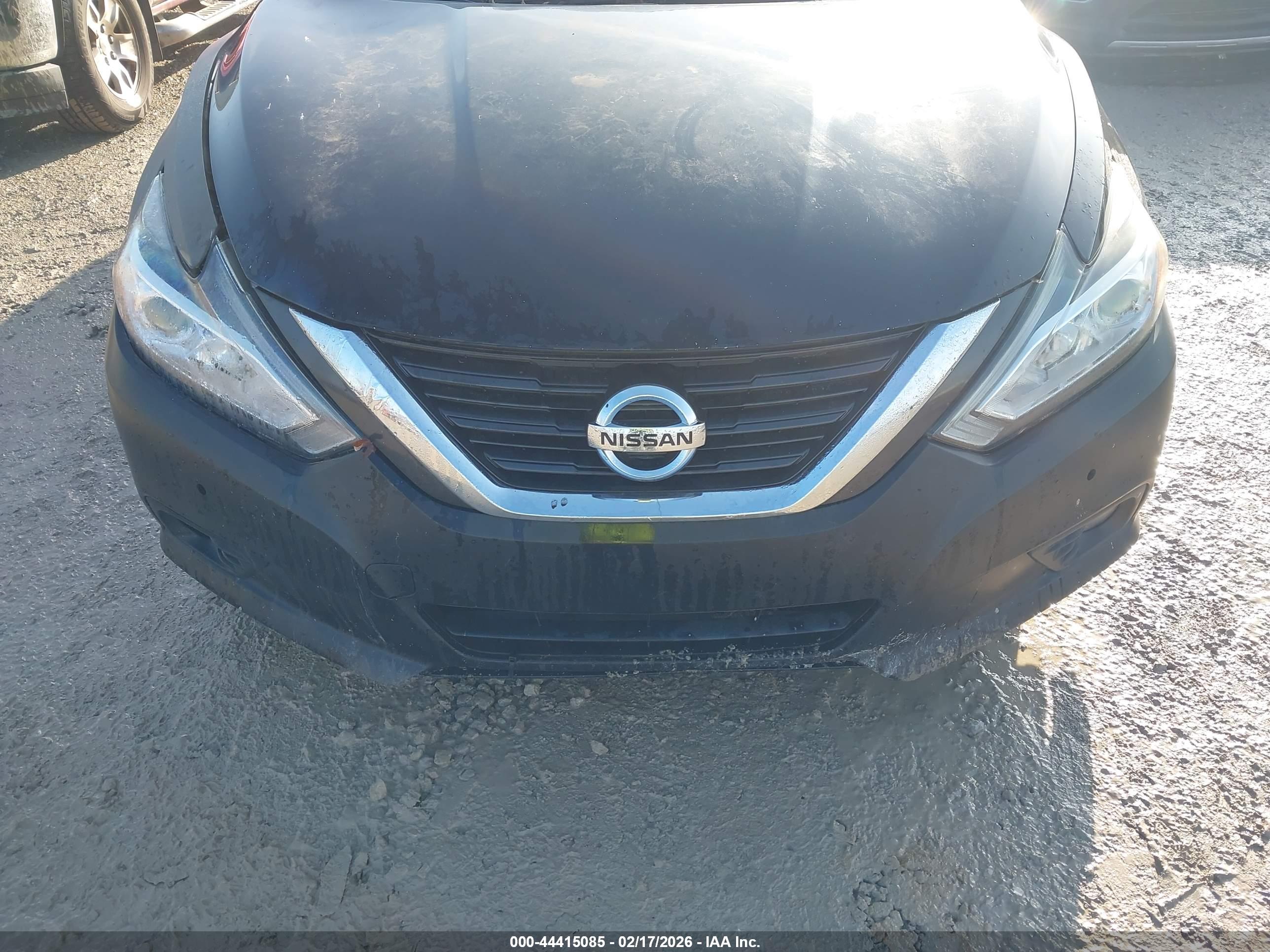 NISSAN ALTIMA image 6