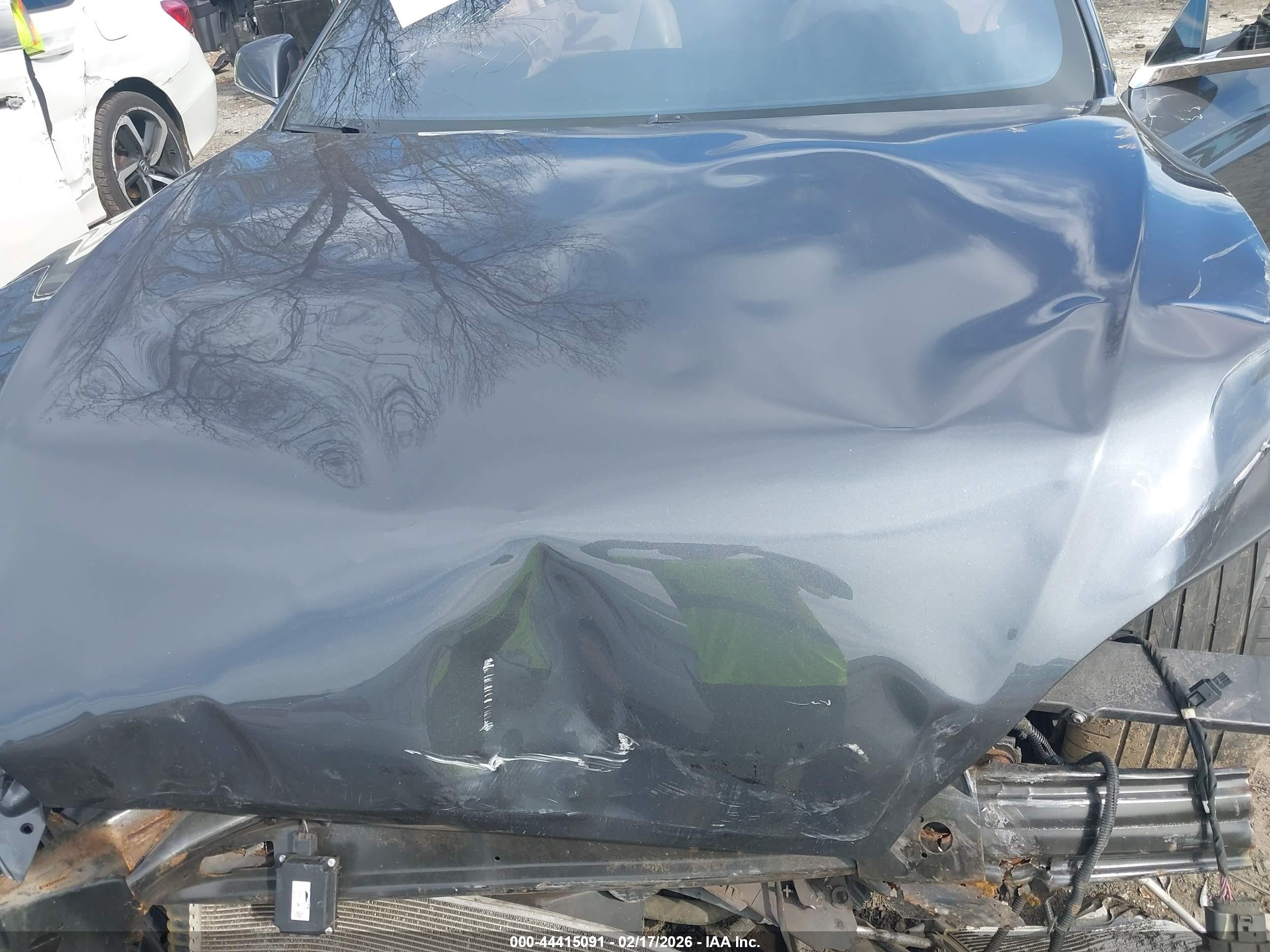 TESLA MODEL image 10