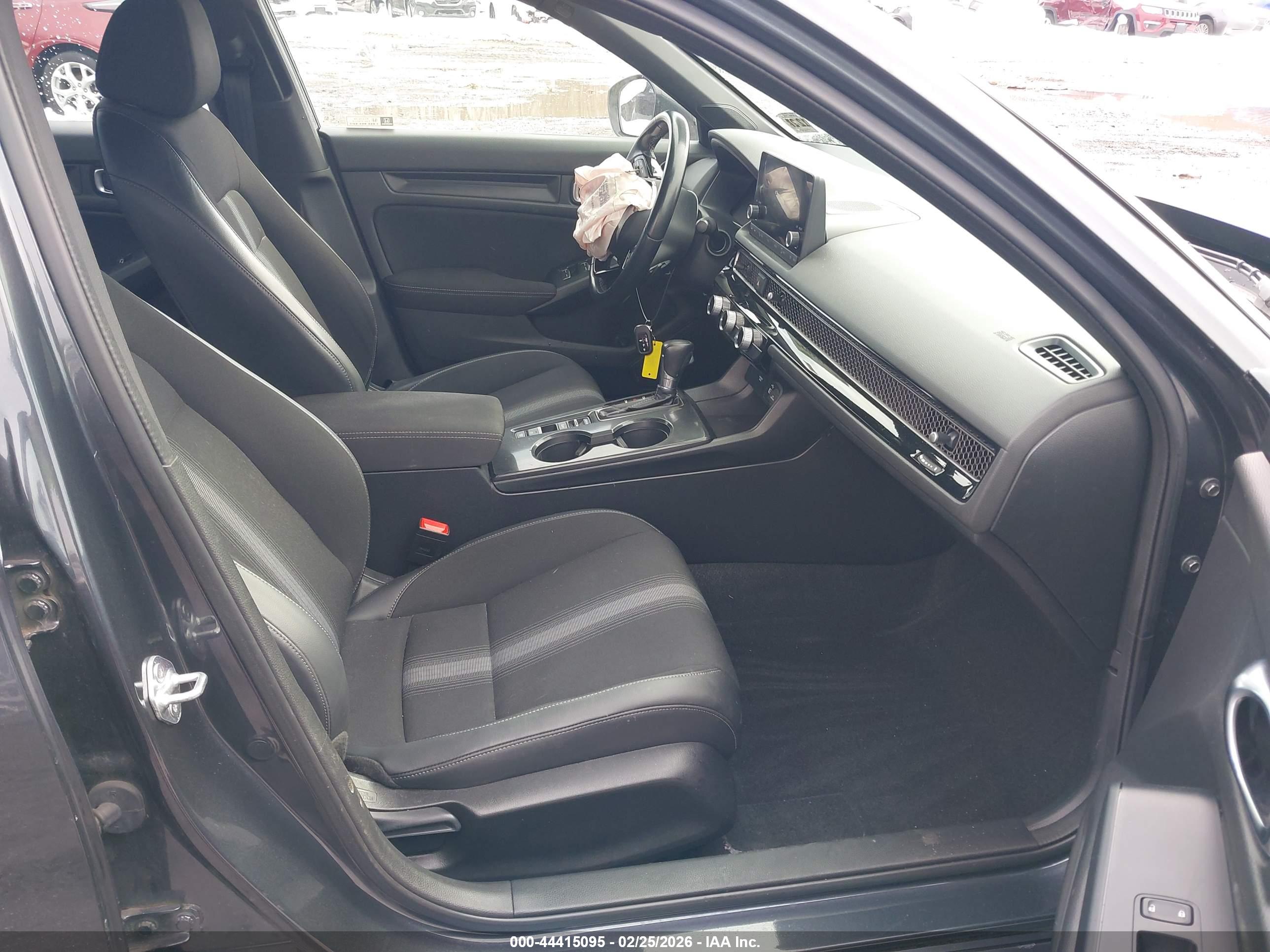 HONDA CIVIC image 5