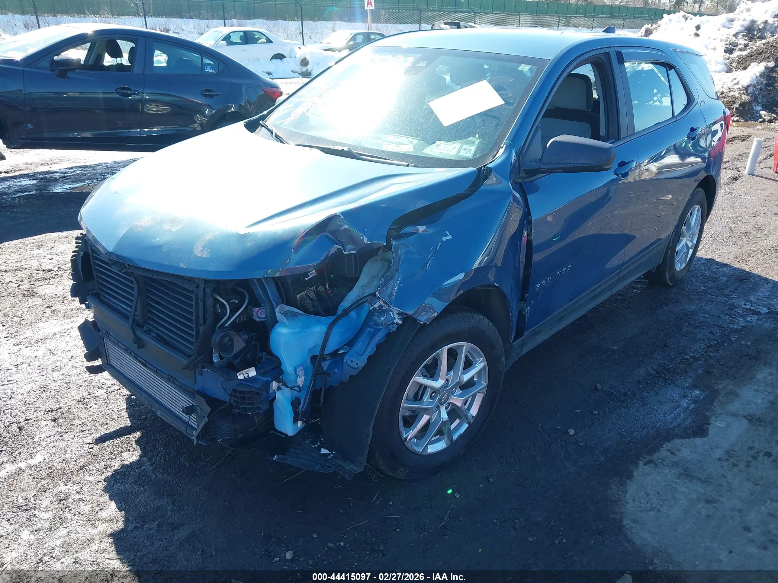 CHEVROLET EQUINOX image 2