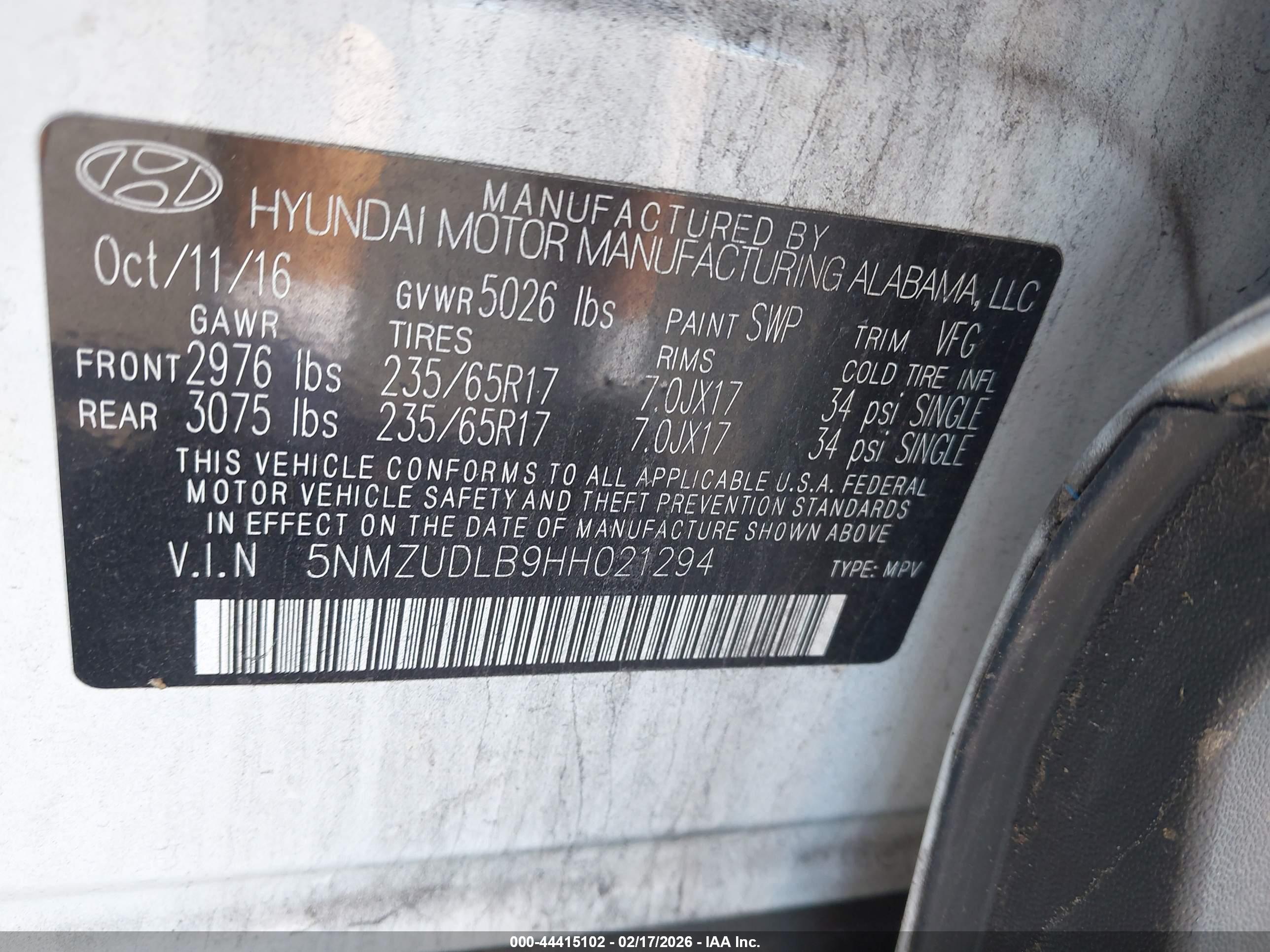 HYUNDAI SANTA image 9