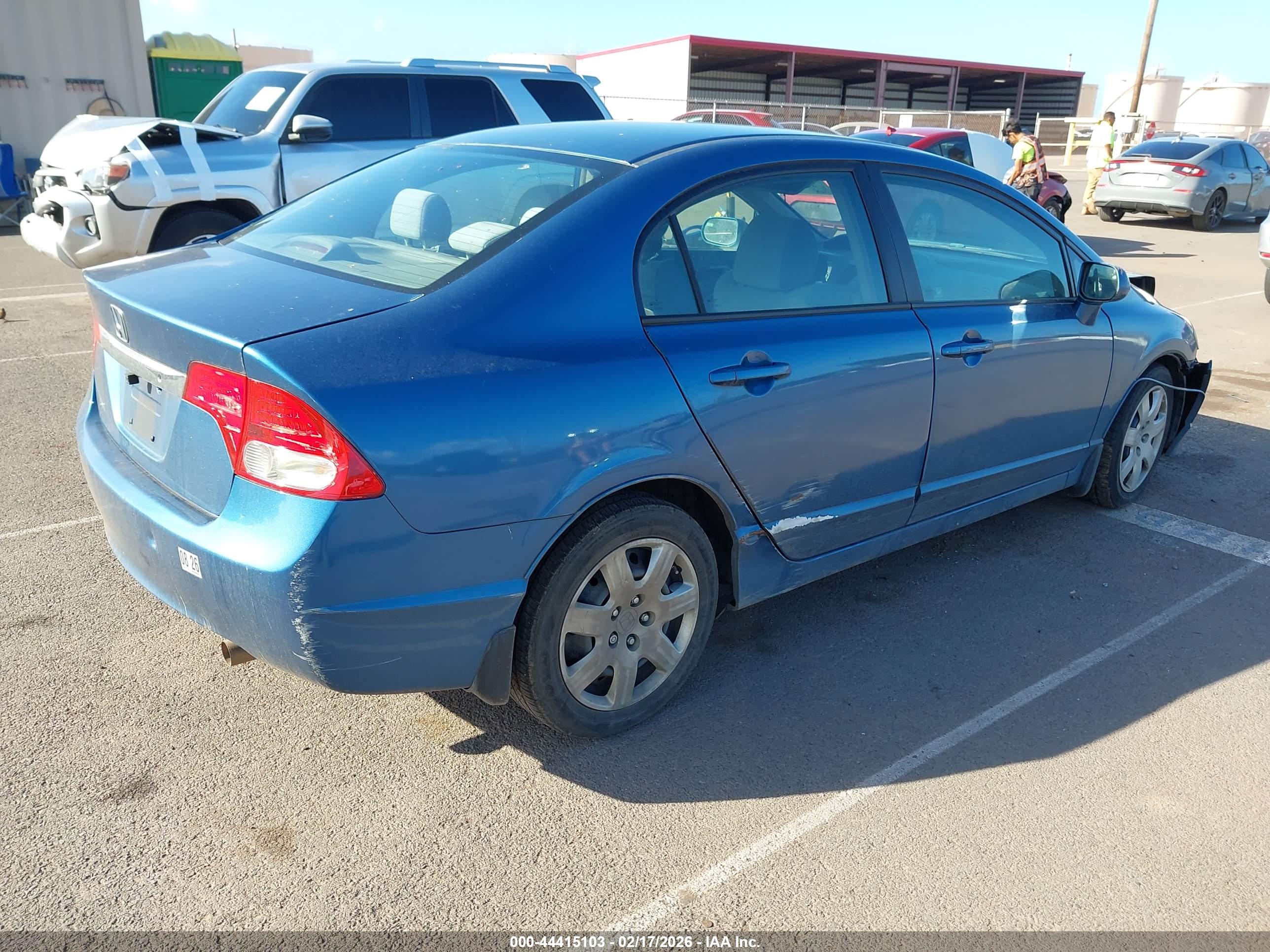HONDA CIVIC image 4