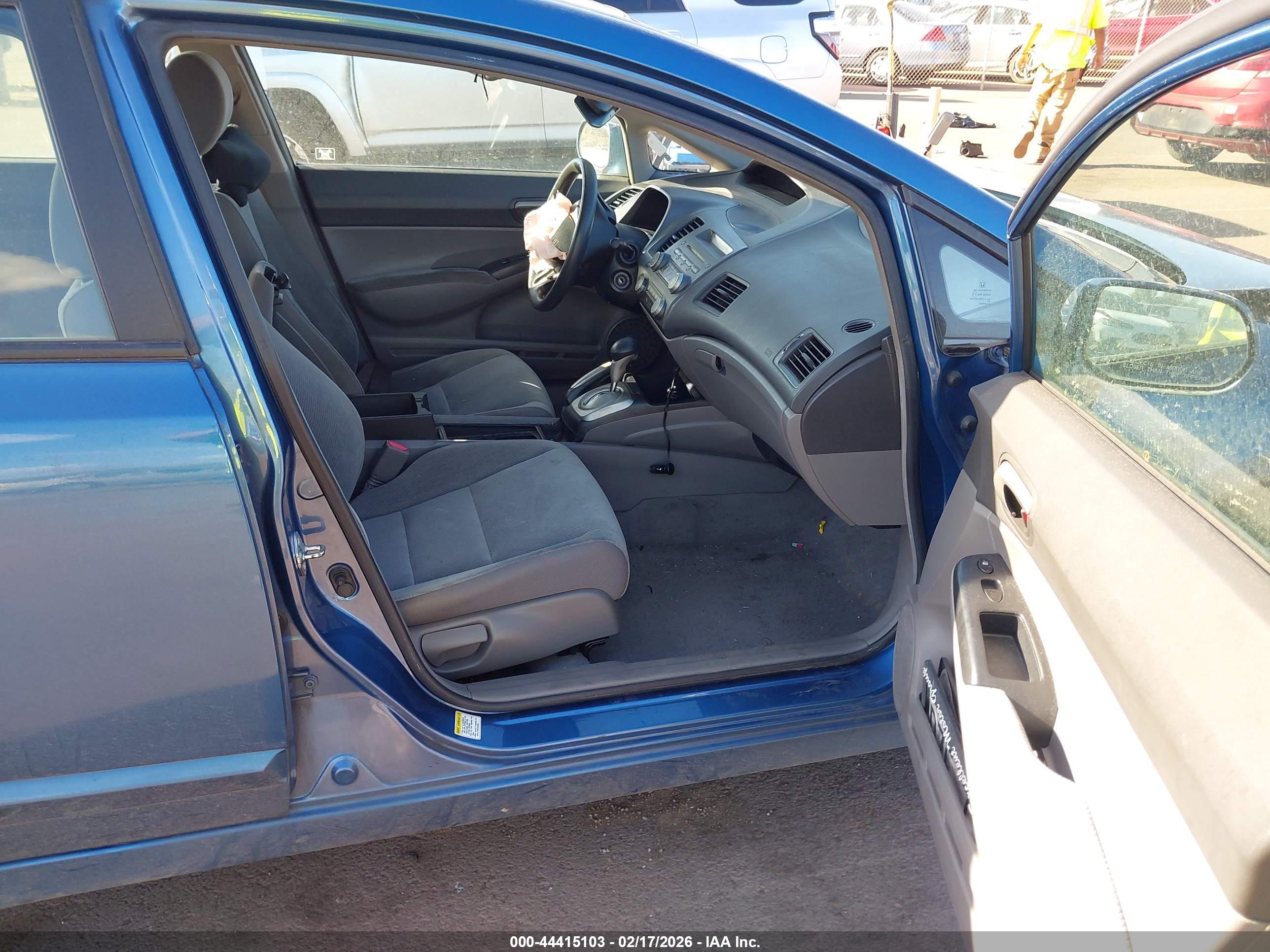 HONDA CIVIC image 5