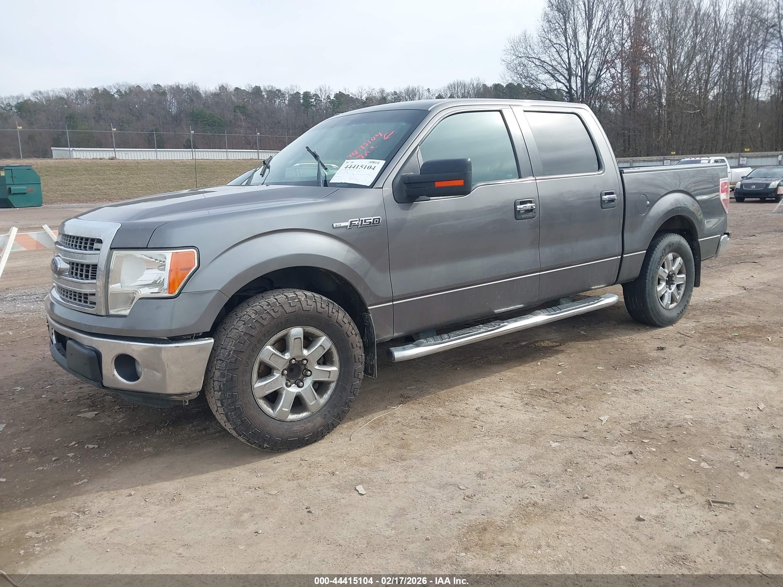 FORD F-150 image 2