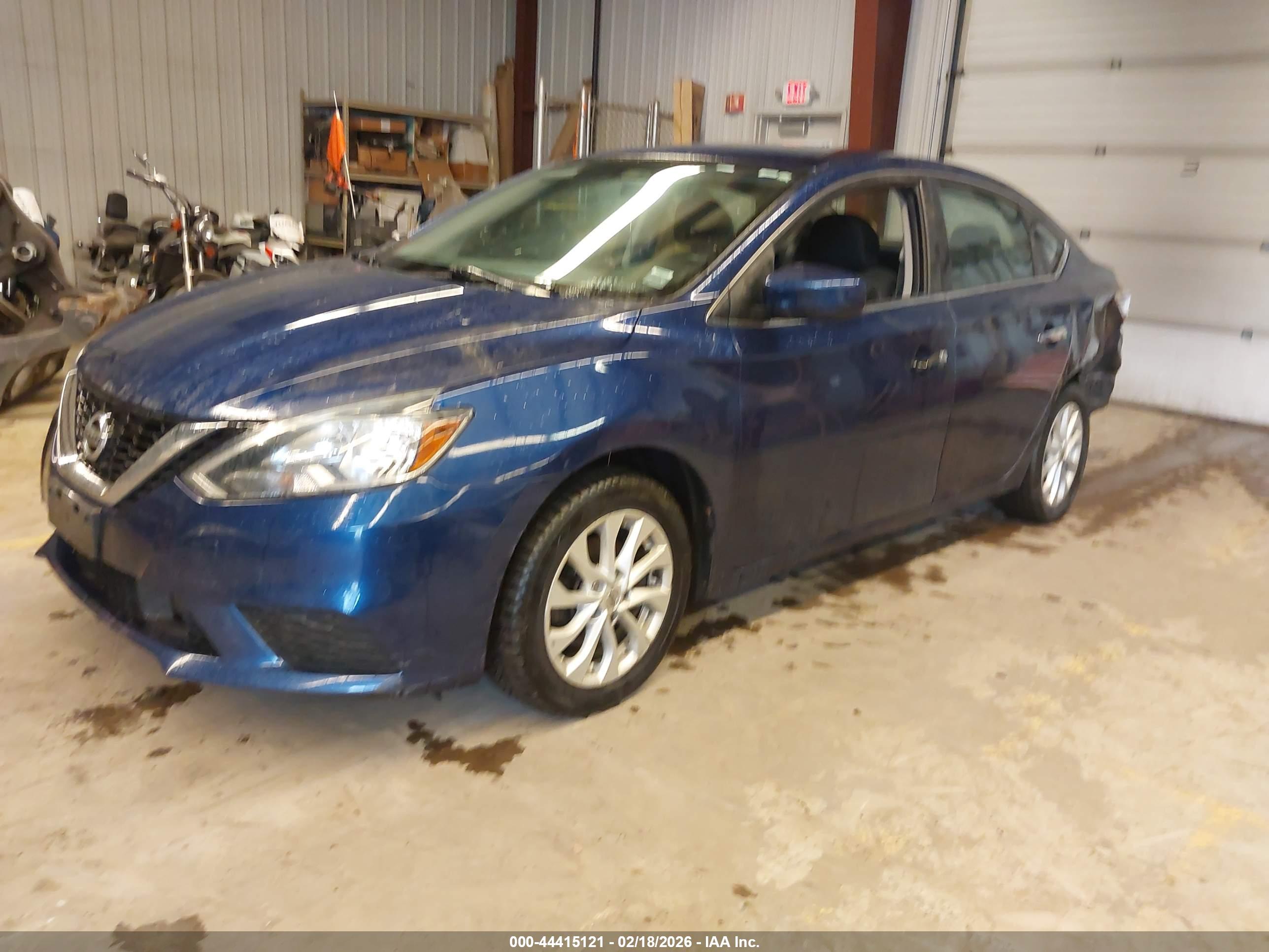 NISSAN SENTRA image 2