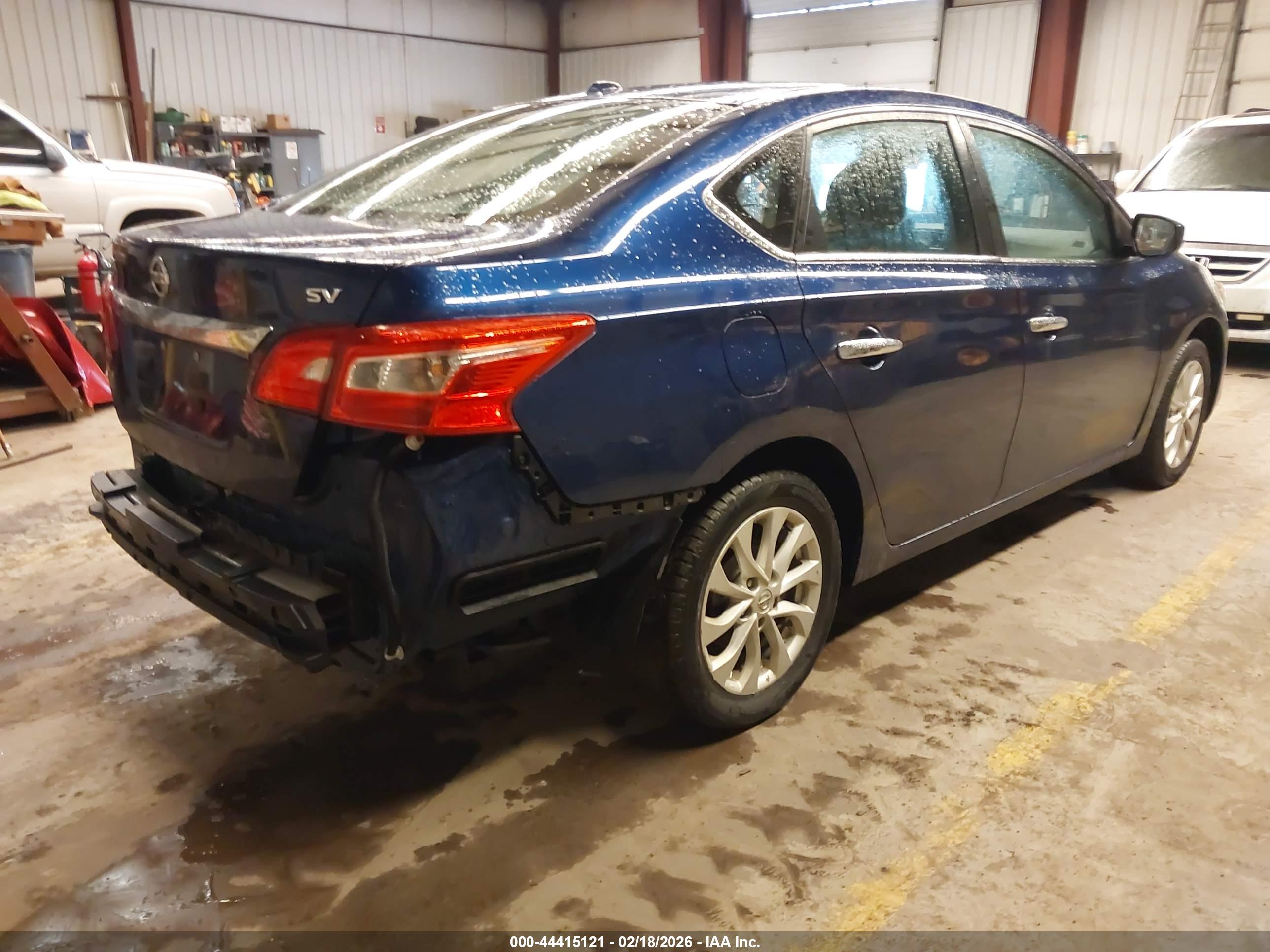 NISSAN SENTRA image 4