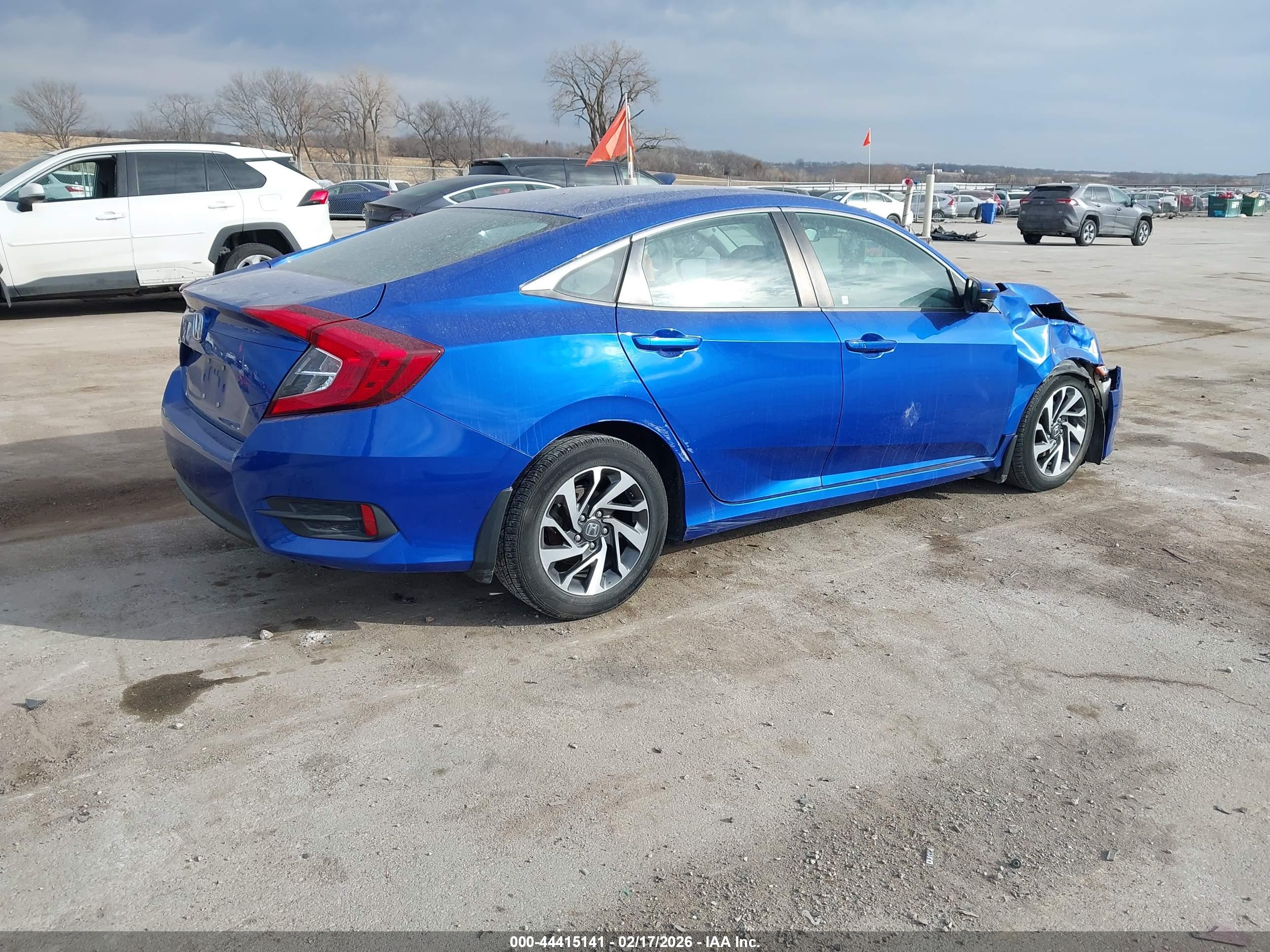 HONDA CIVIC image 4