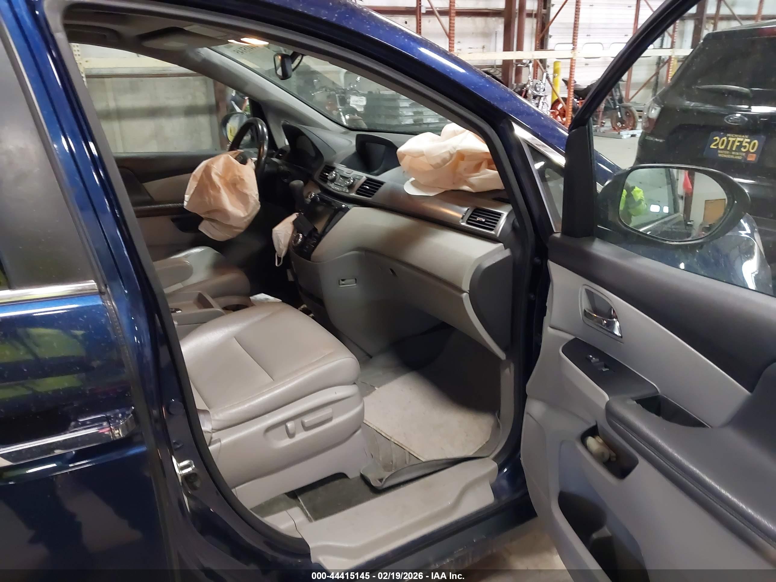 HONDA ODYSSEY image 5