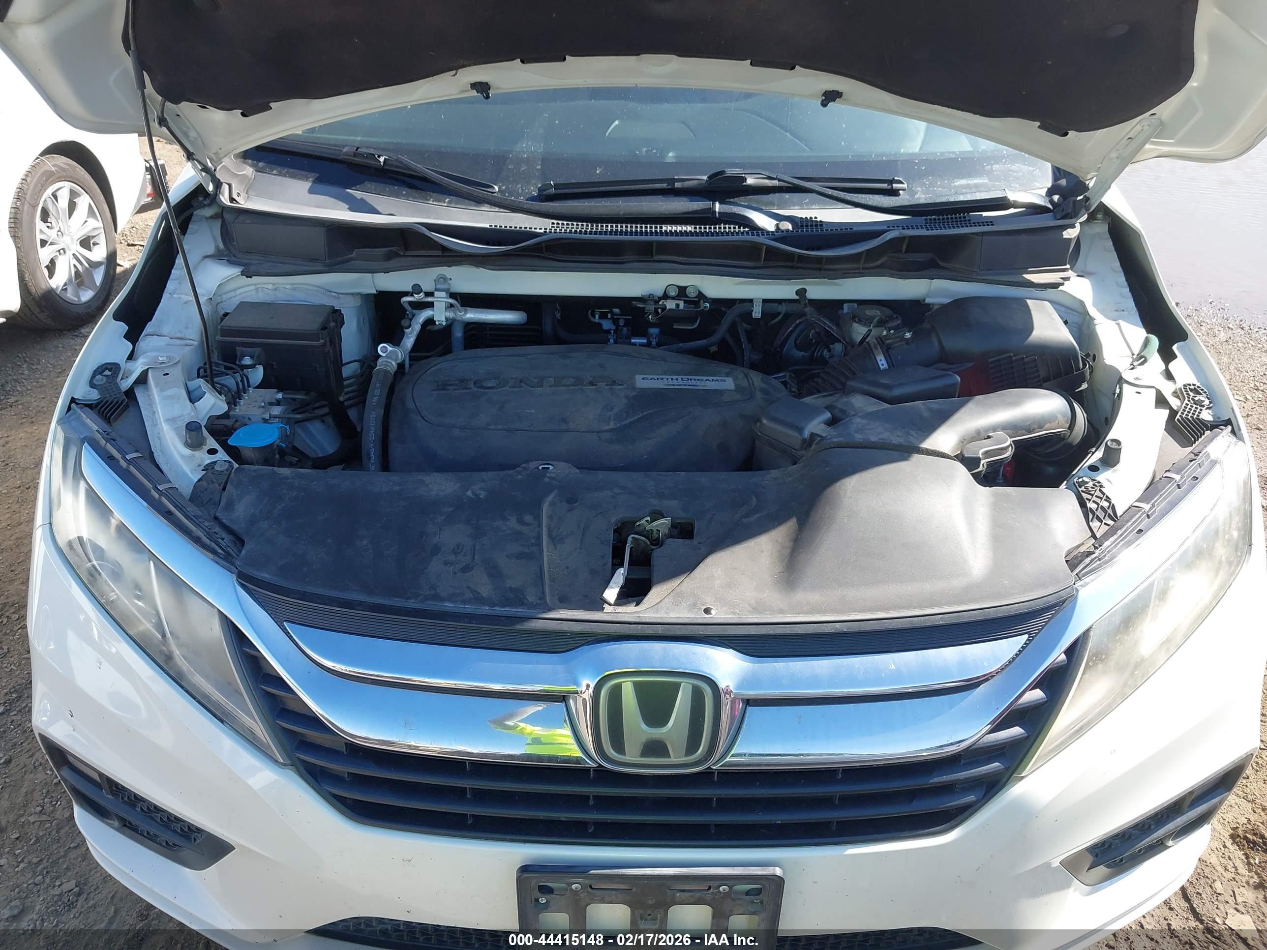 HONDA ODYSSEY image 10