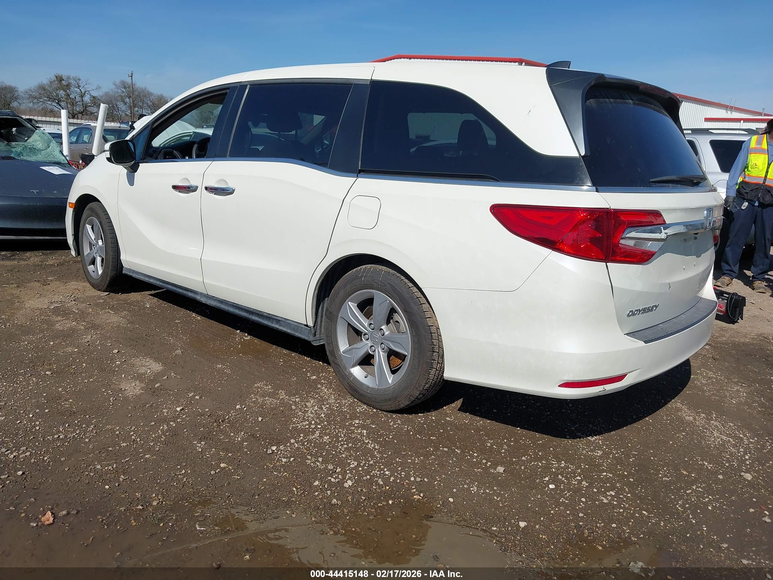 HONDA ODYSSEY image 3