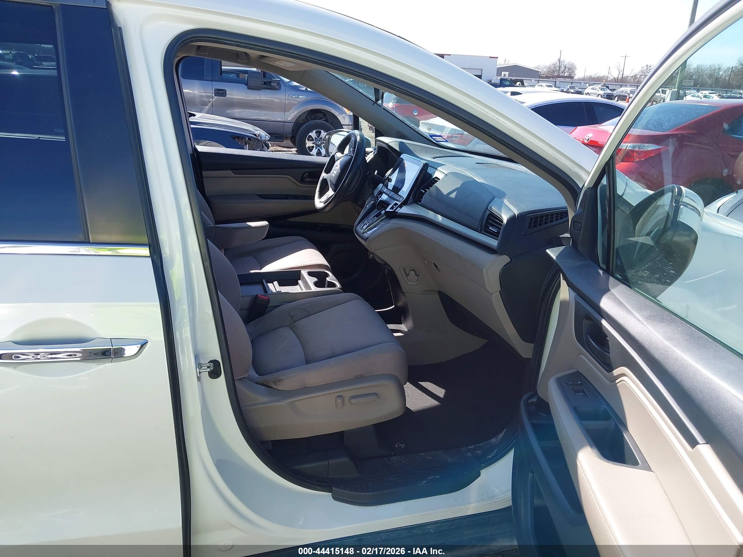 HONDA ODYSSEY image 5