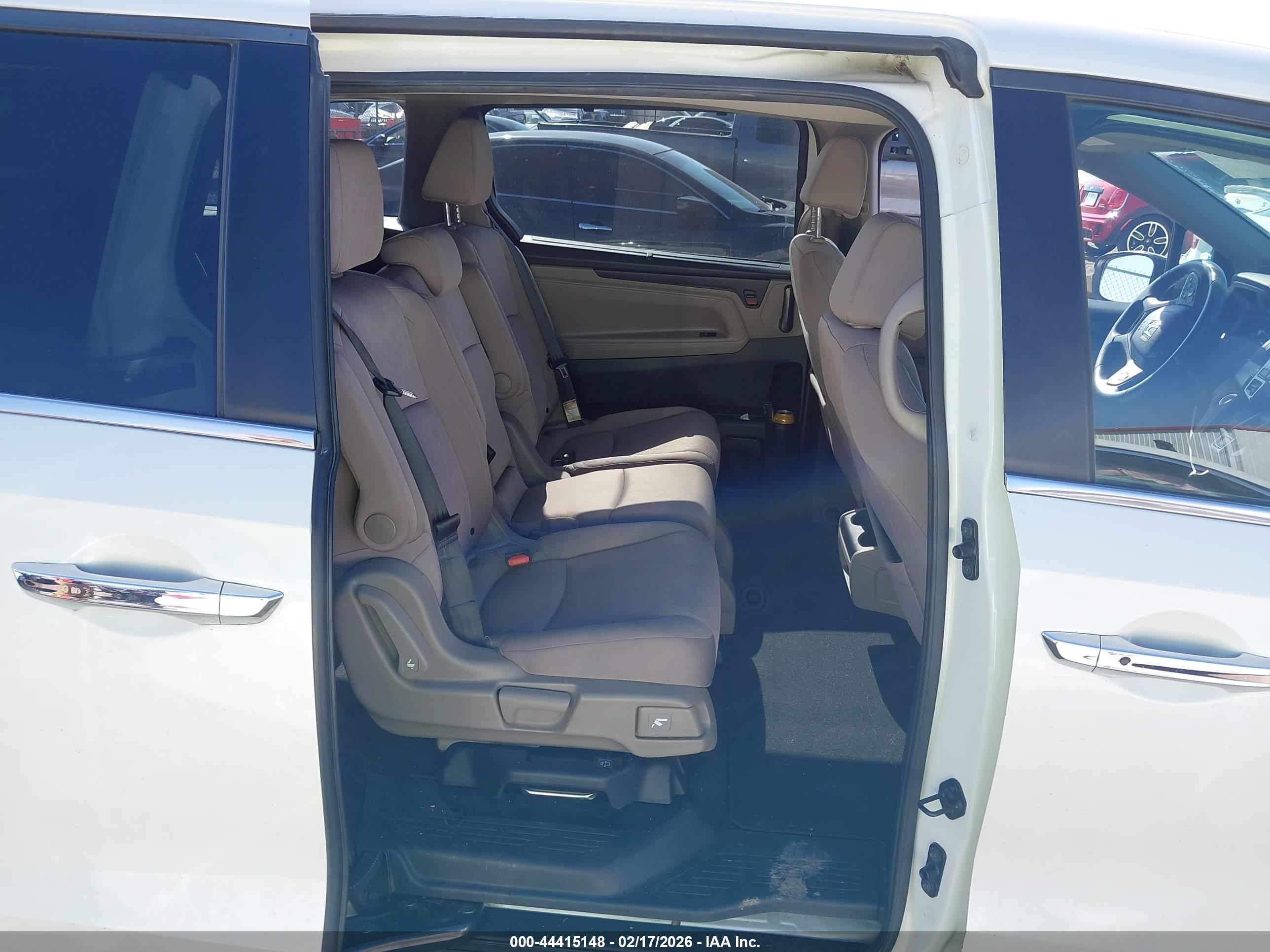 HONDA ODYSSEY image 8