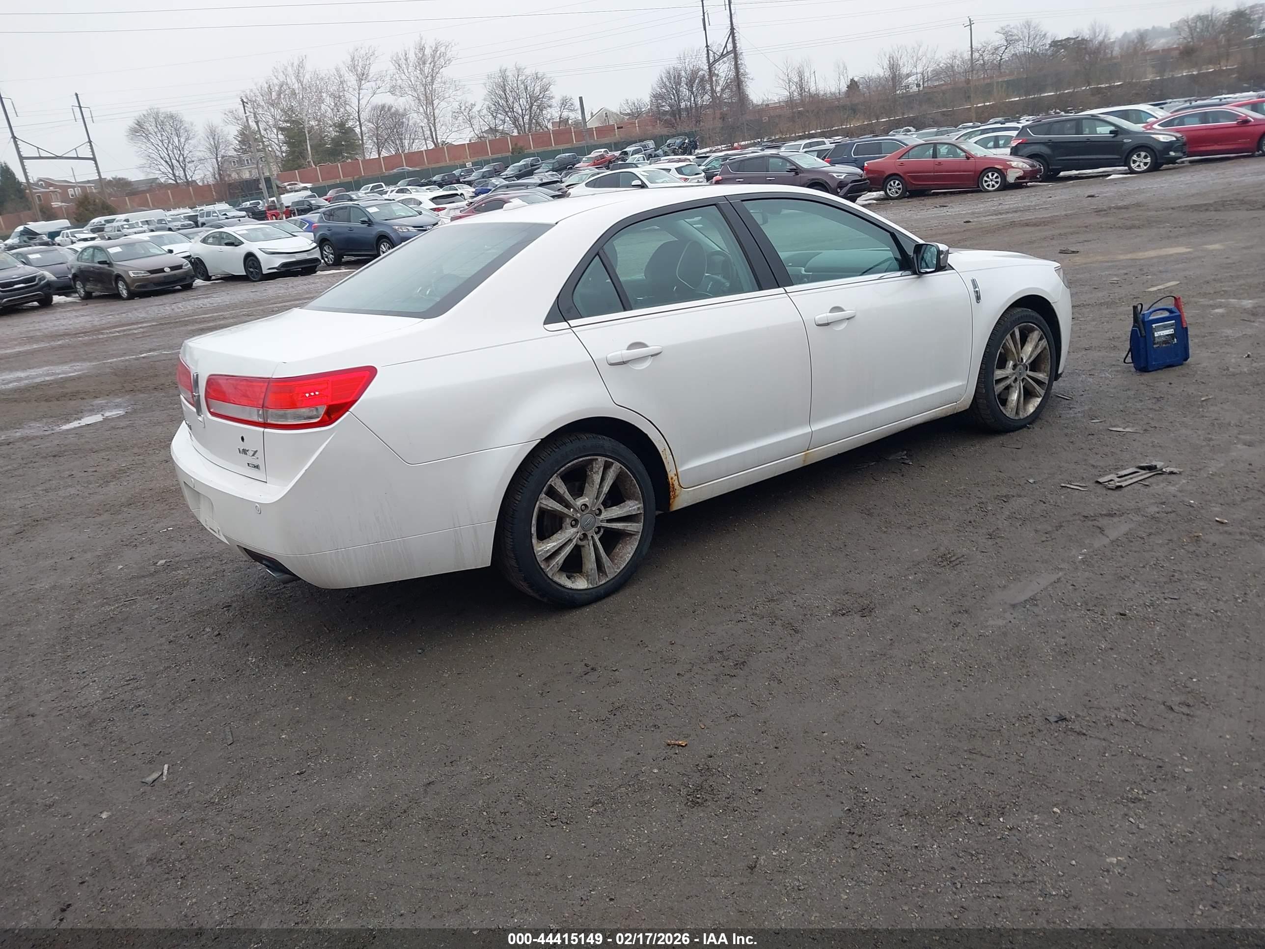 LINCOLN MKZ image 4
