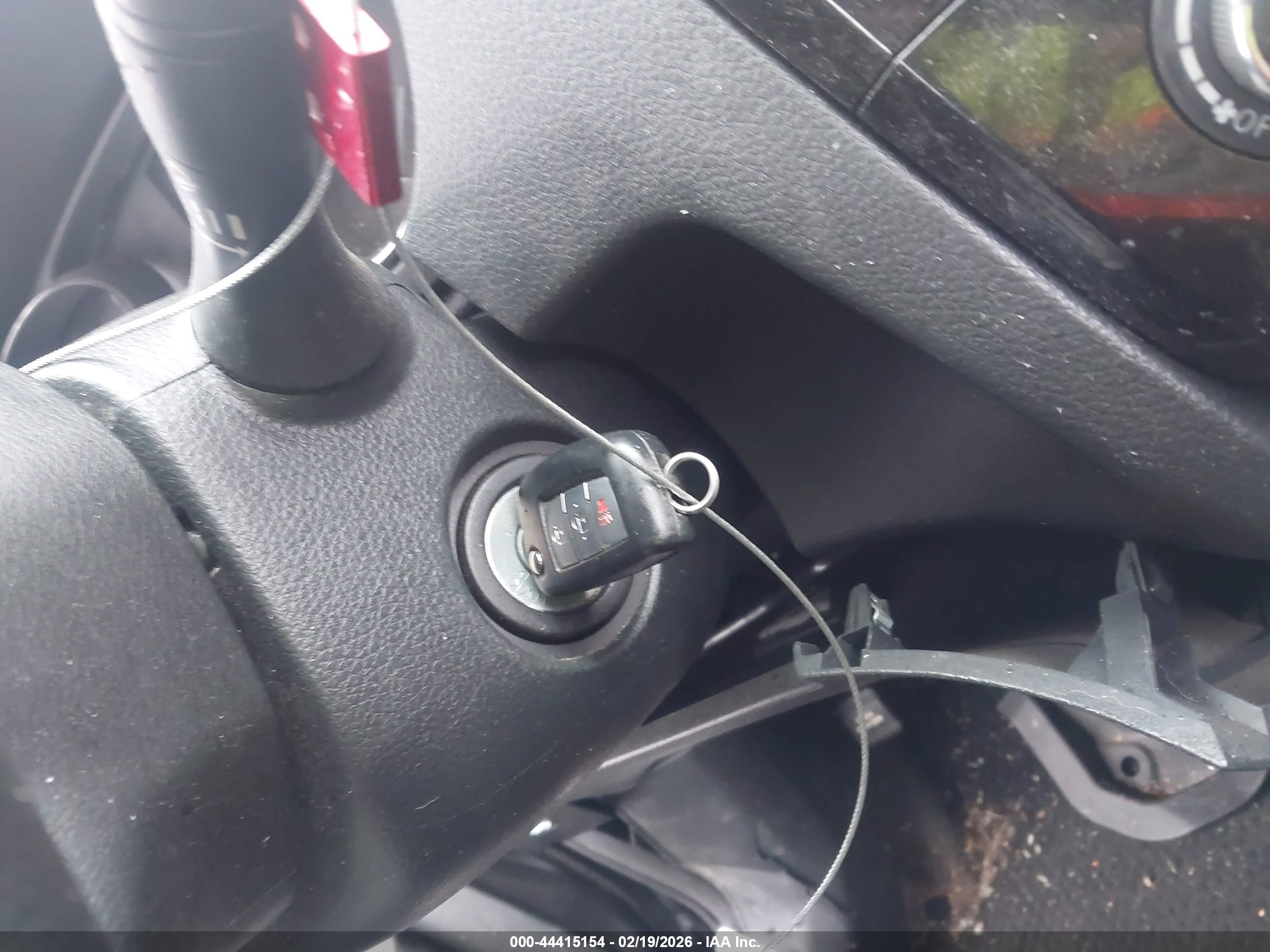 NISSAN ROGUE image 11