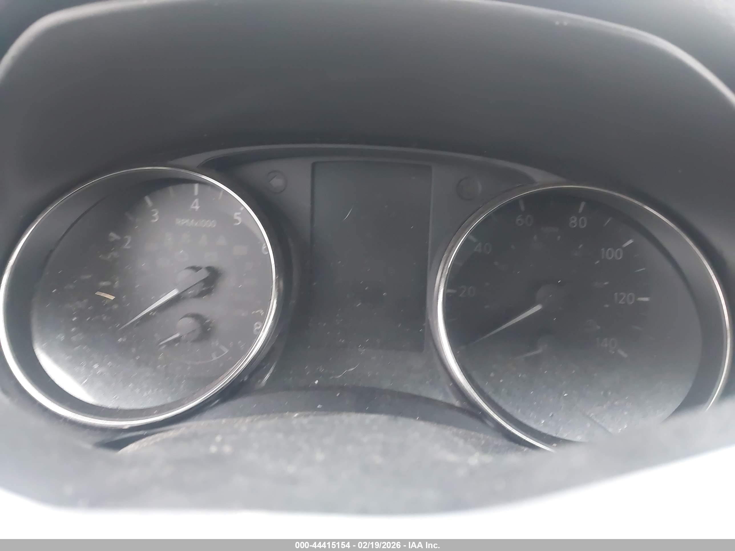 NISSAN ROGUE image 7
