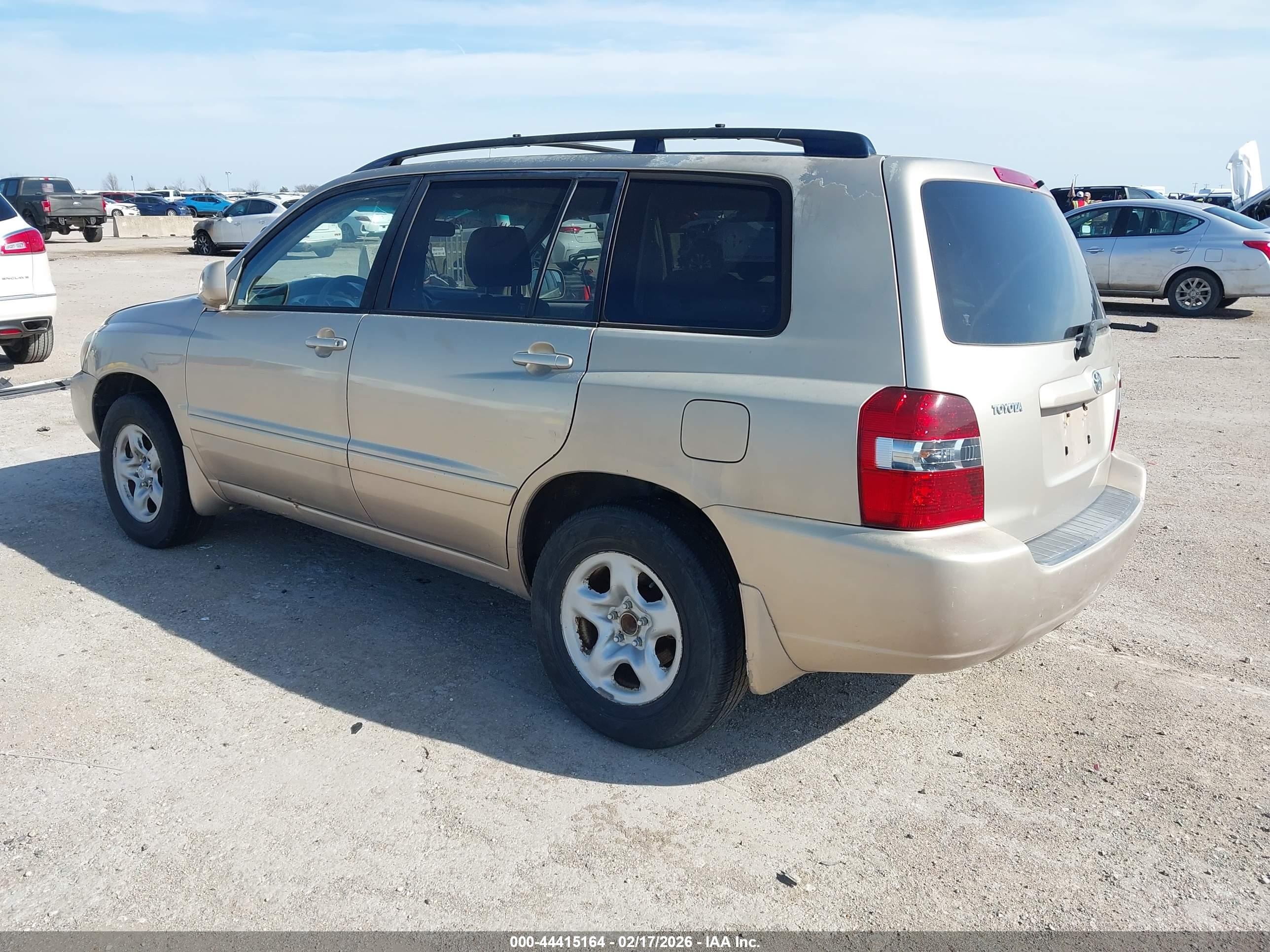 TOYOTA HIGHLANDER image 3