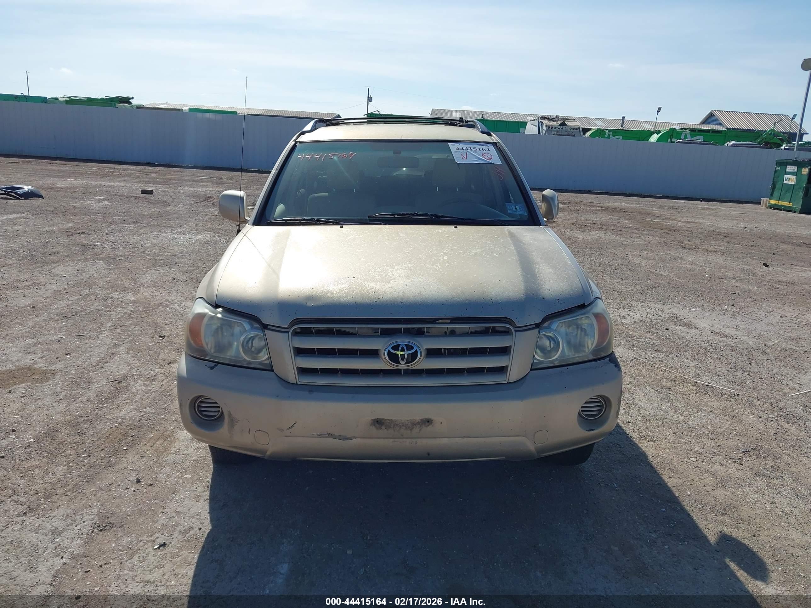 TOYOTA HIGHLANDER image 6