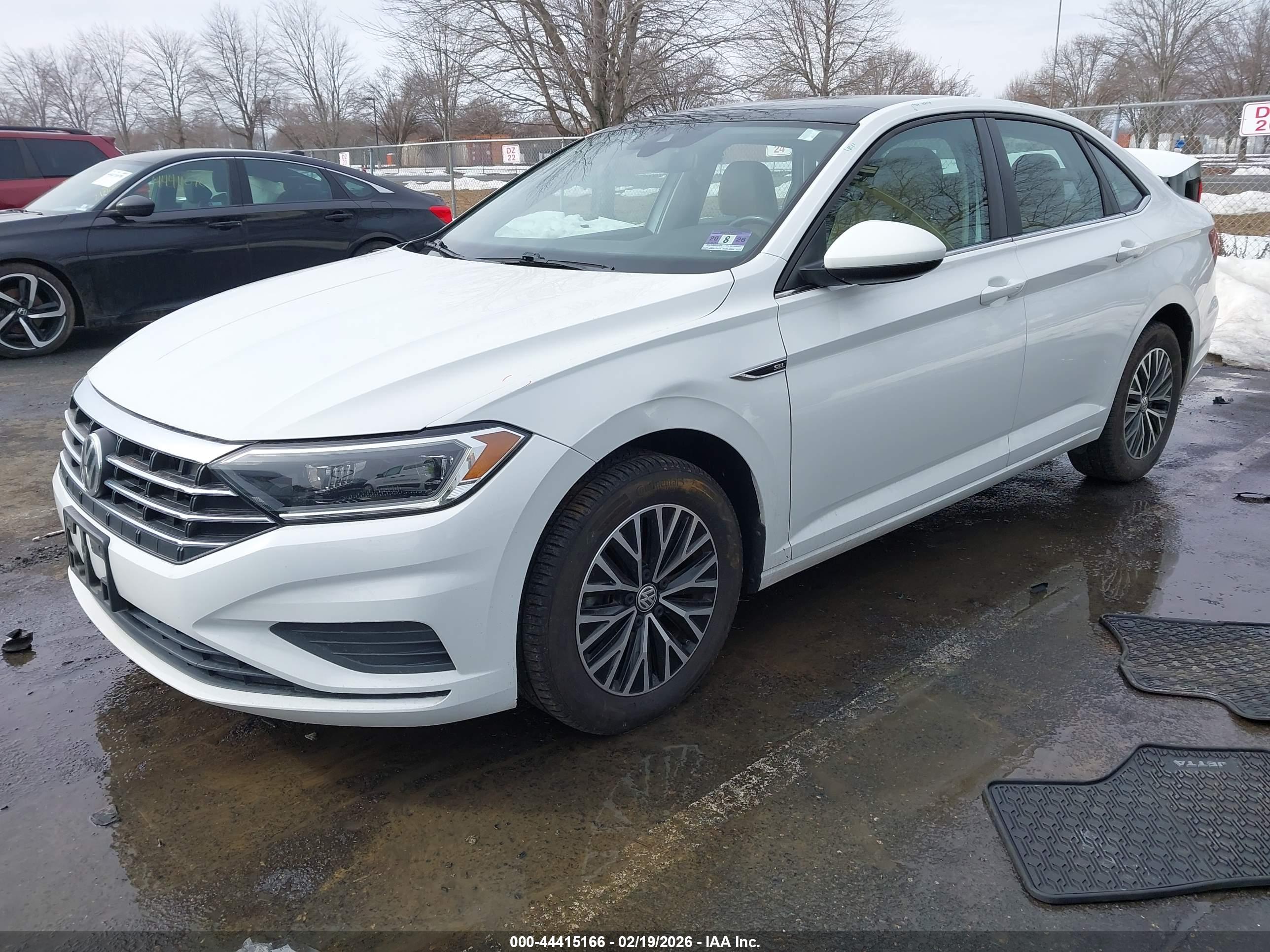 VOLKSWAGEN JETTA image 2