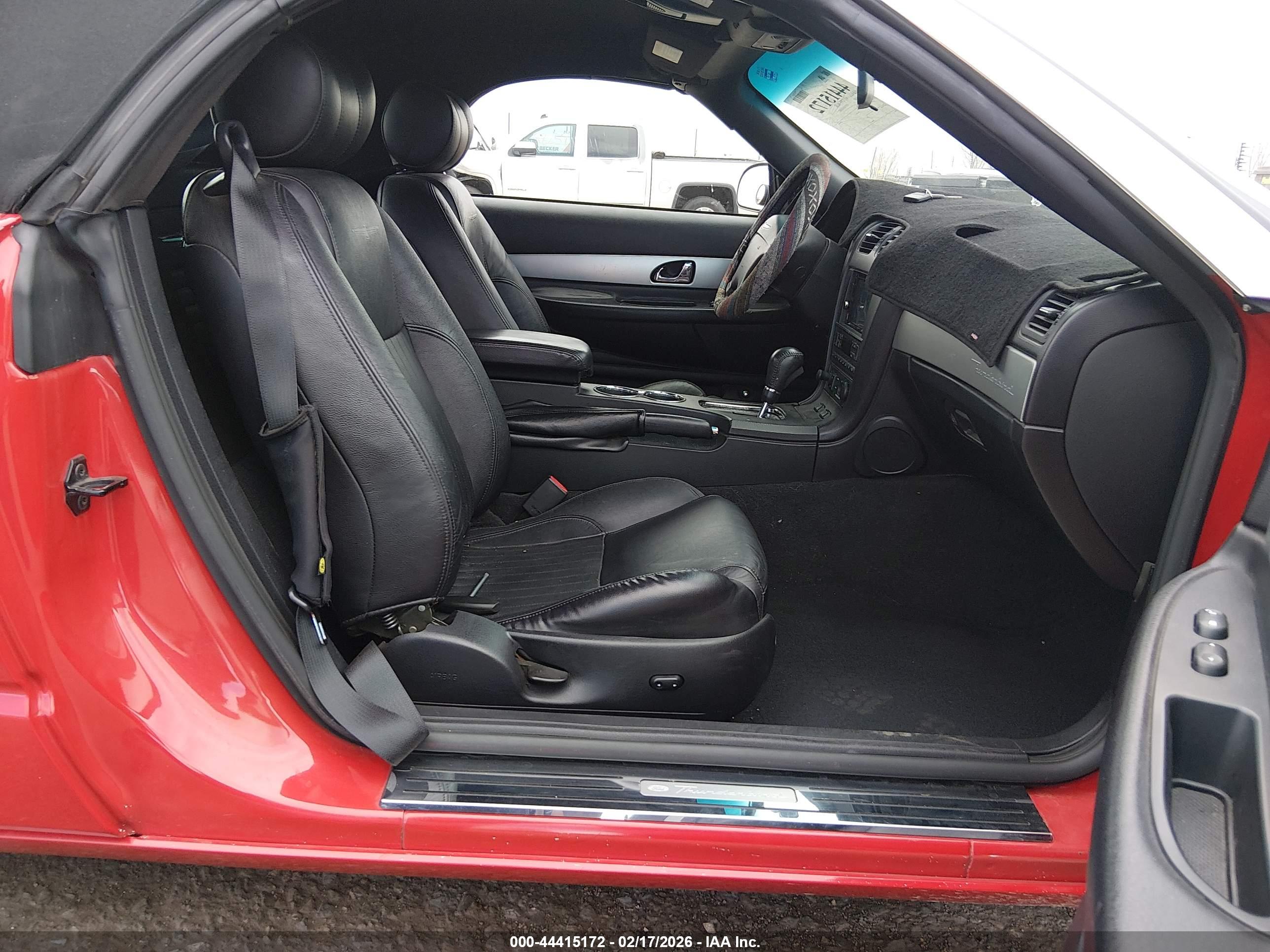 FORD THUNDERBIRD image 5