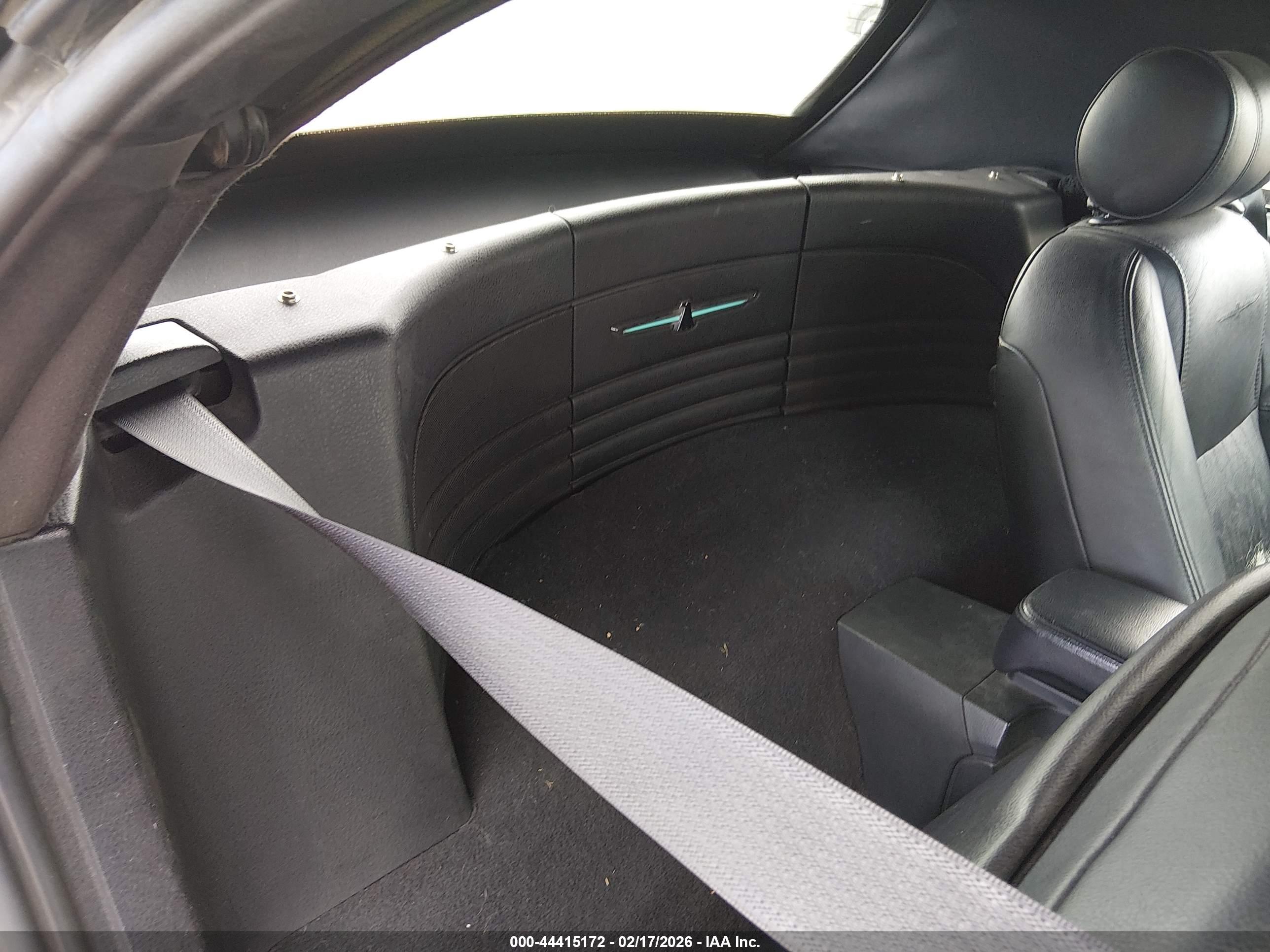 FORD THUNDERBIRD image 8