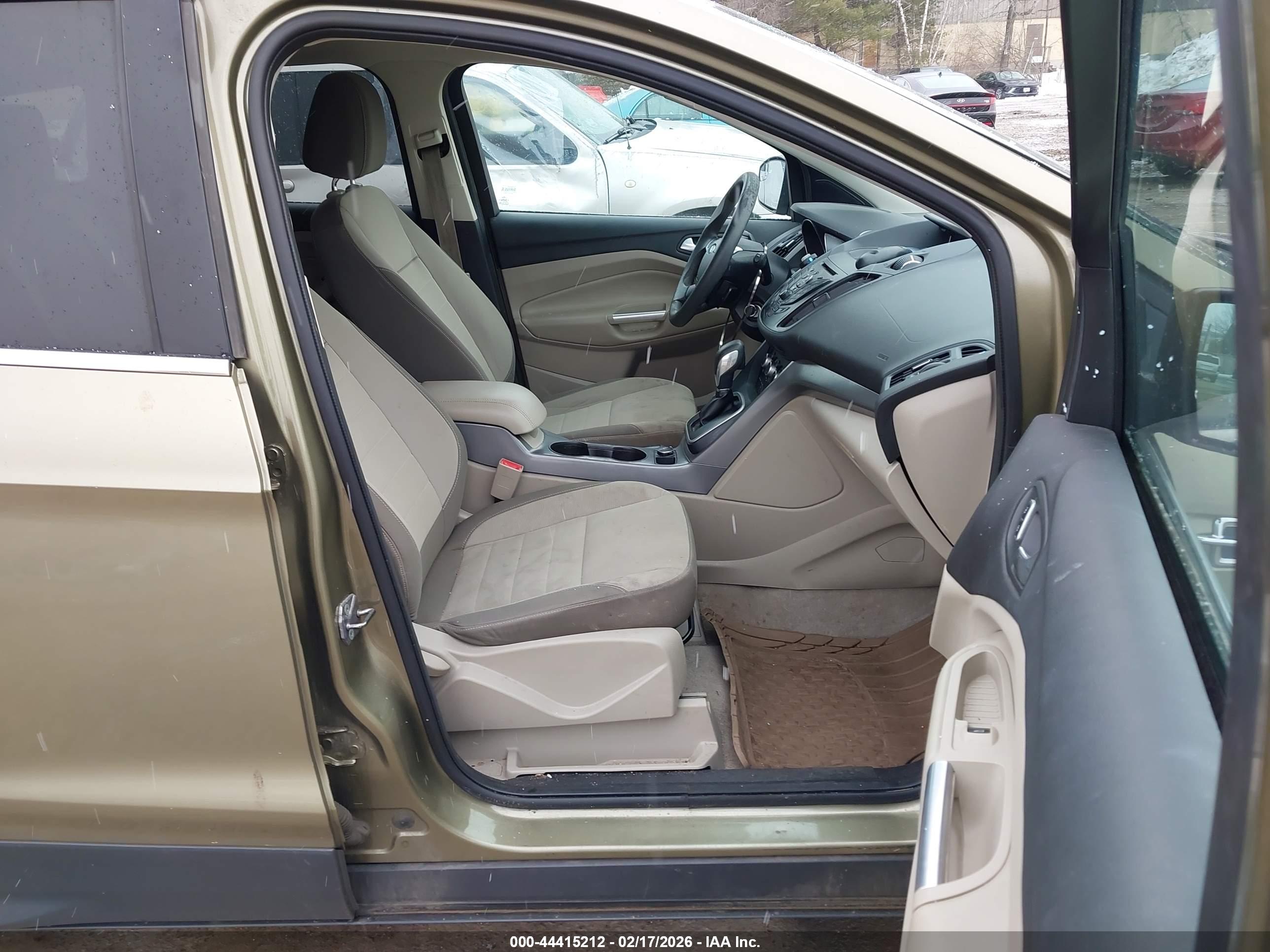 FORD ESCAPE image 5