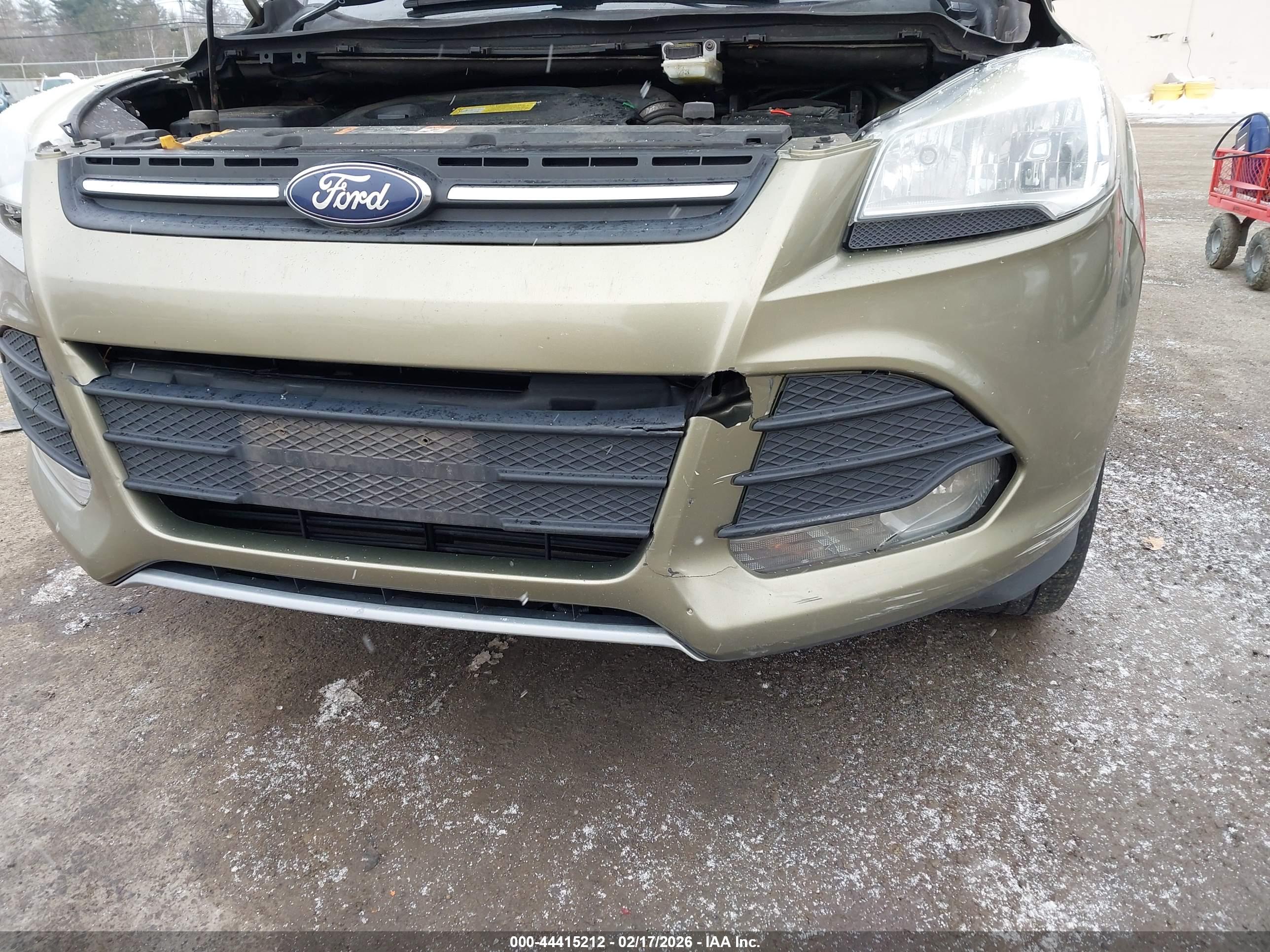 FORD ESCAPE image 6