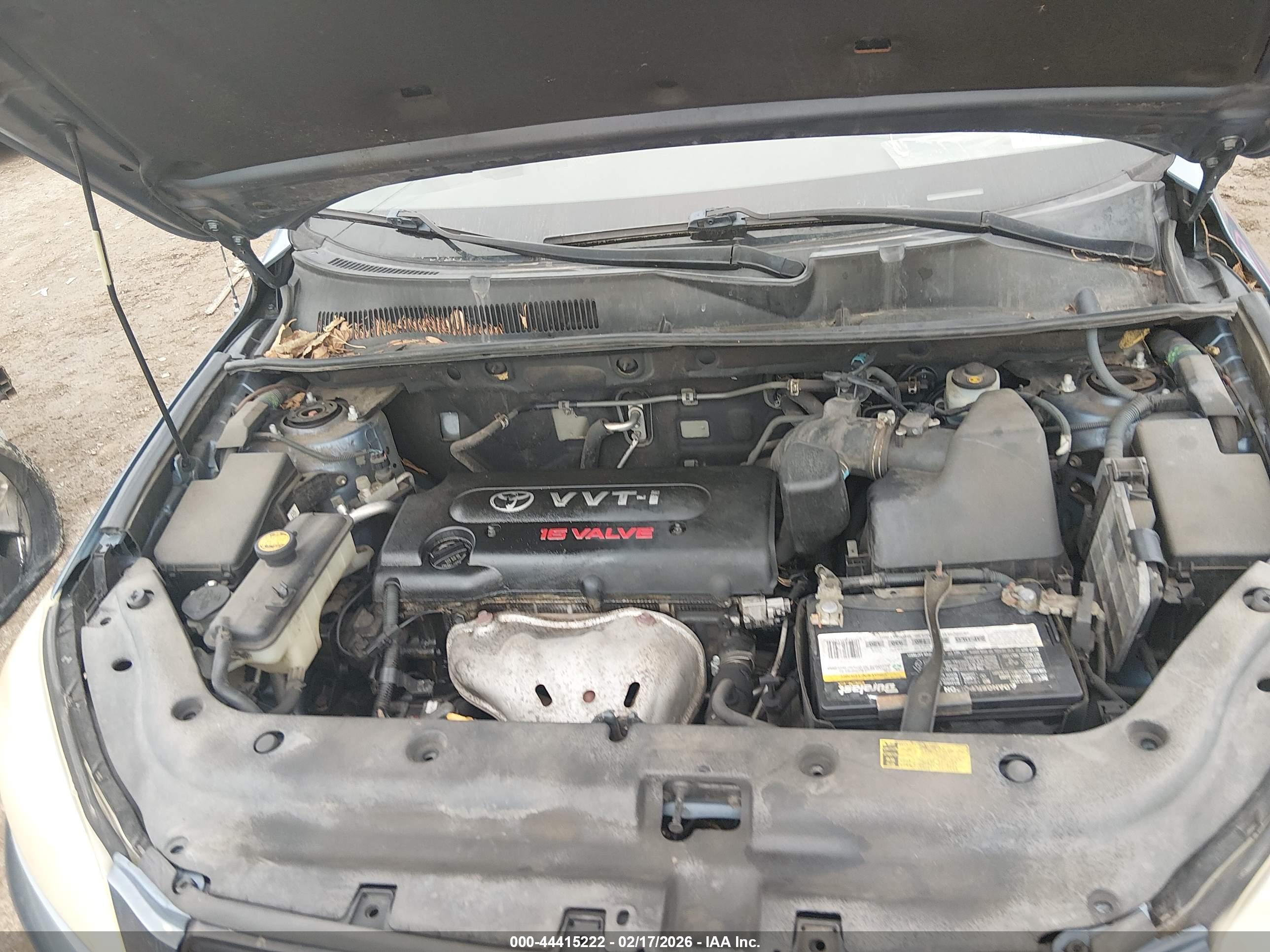TOYOTA RAV4 image 10