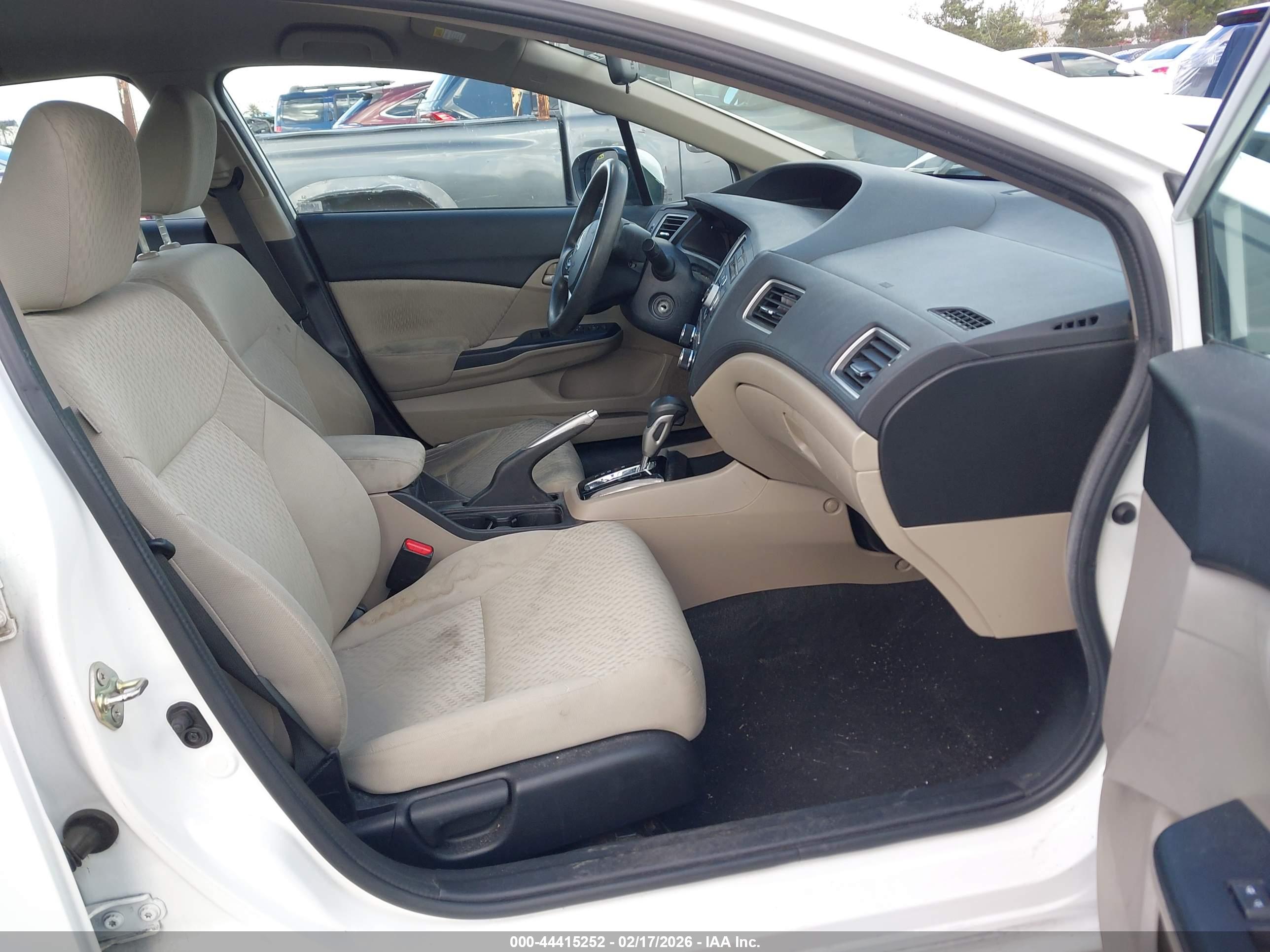 HONDA CIVIC image 5