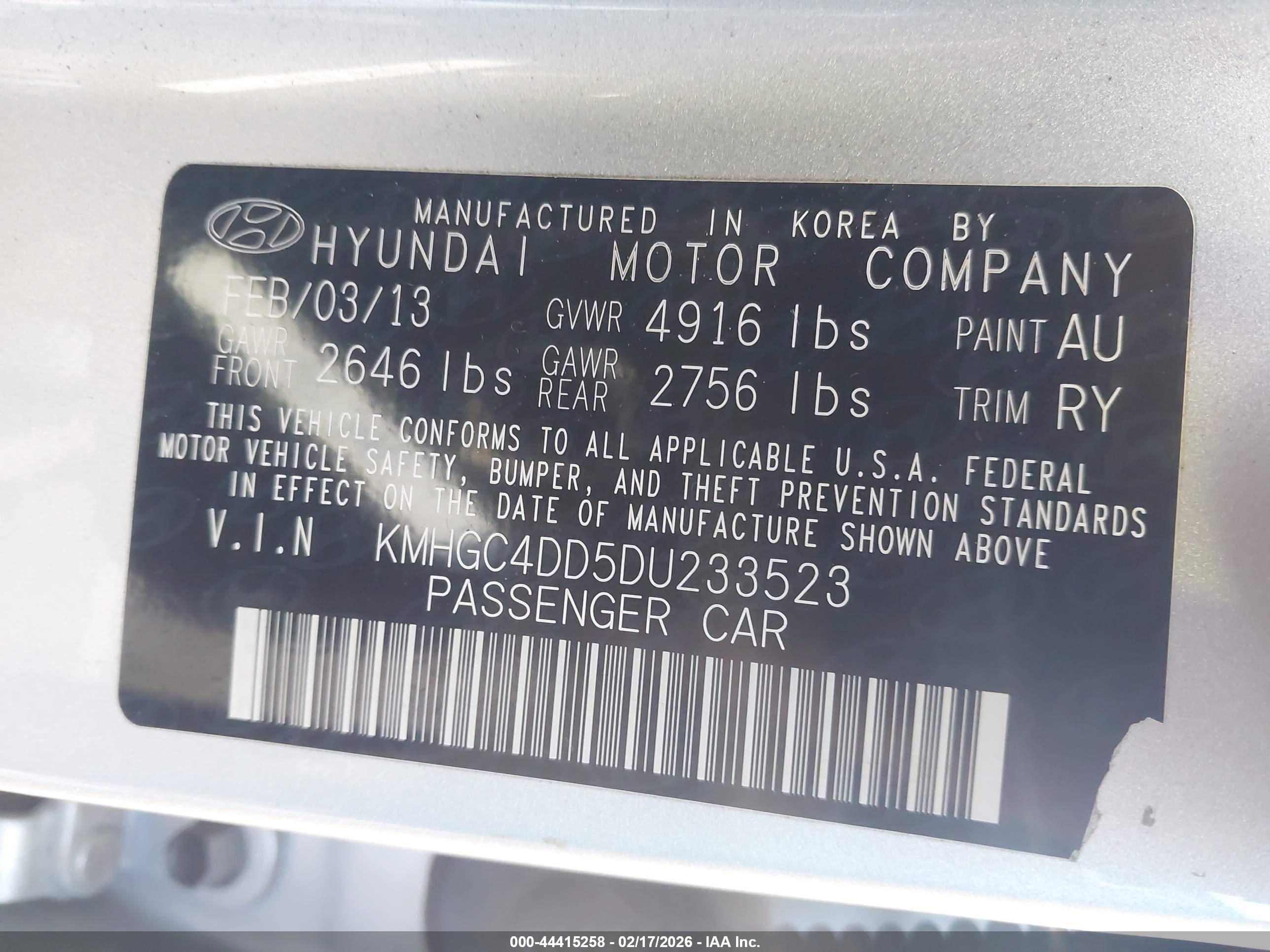 HYUNDAI GENESIS image 9