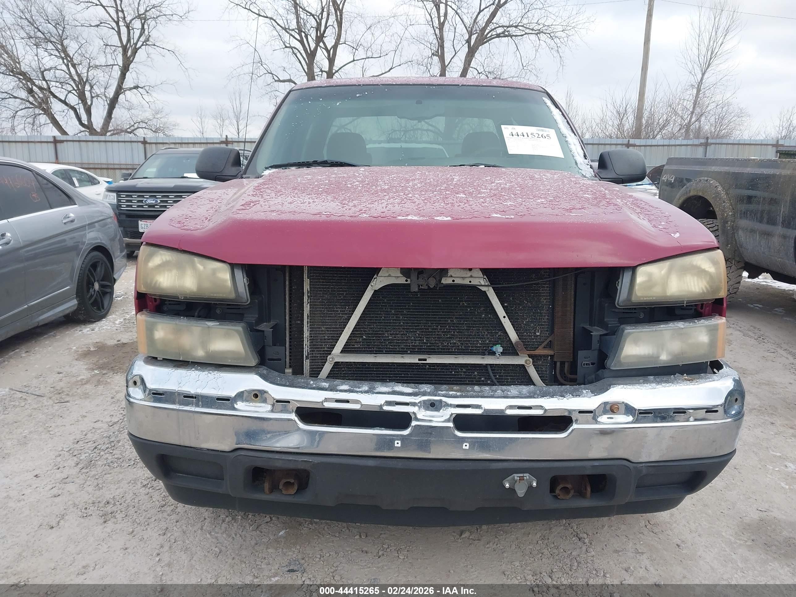 CHEVROLET SILVERADO image 6