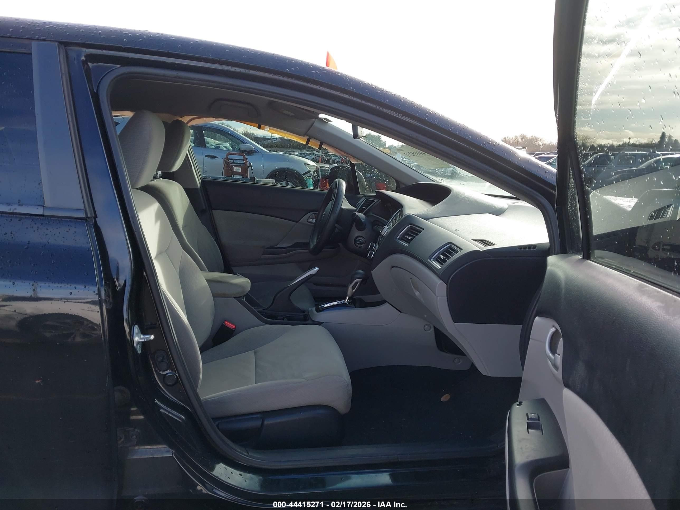 HONDA CIVIC image 5