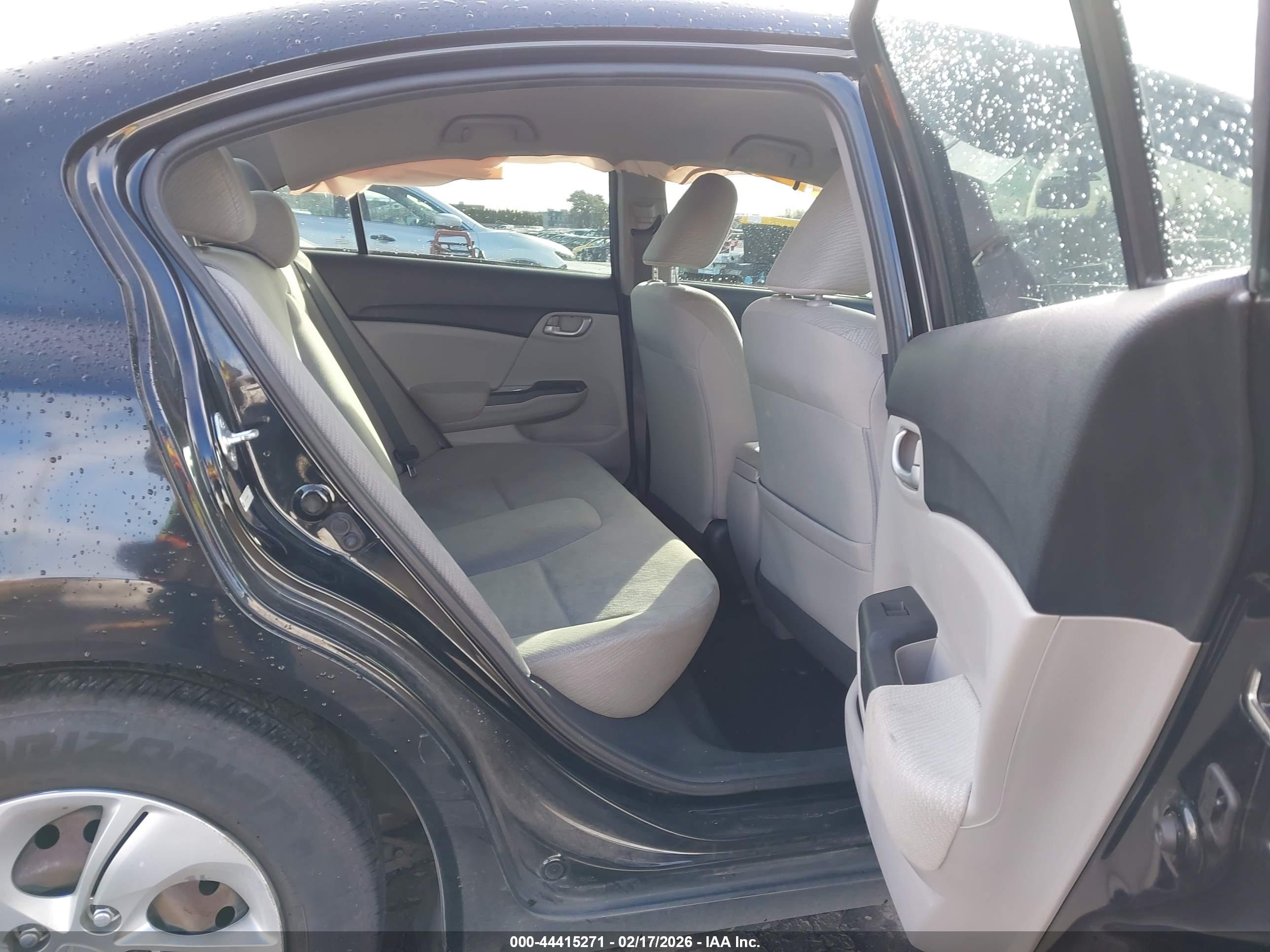 HONDA CIVIC image 8