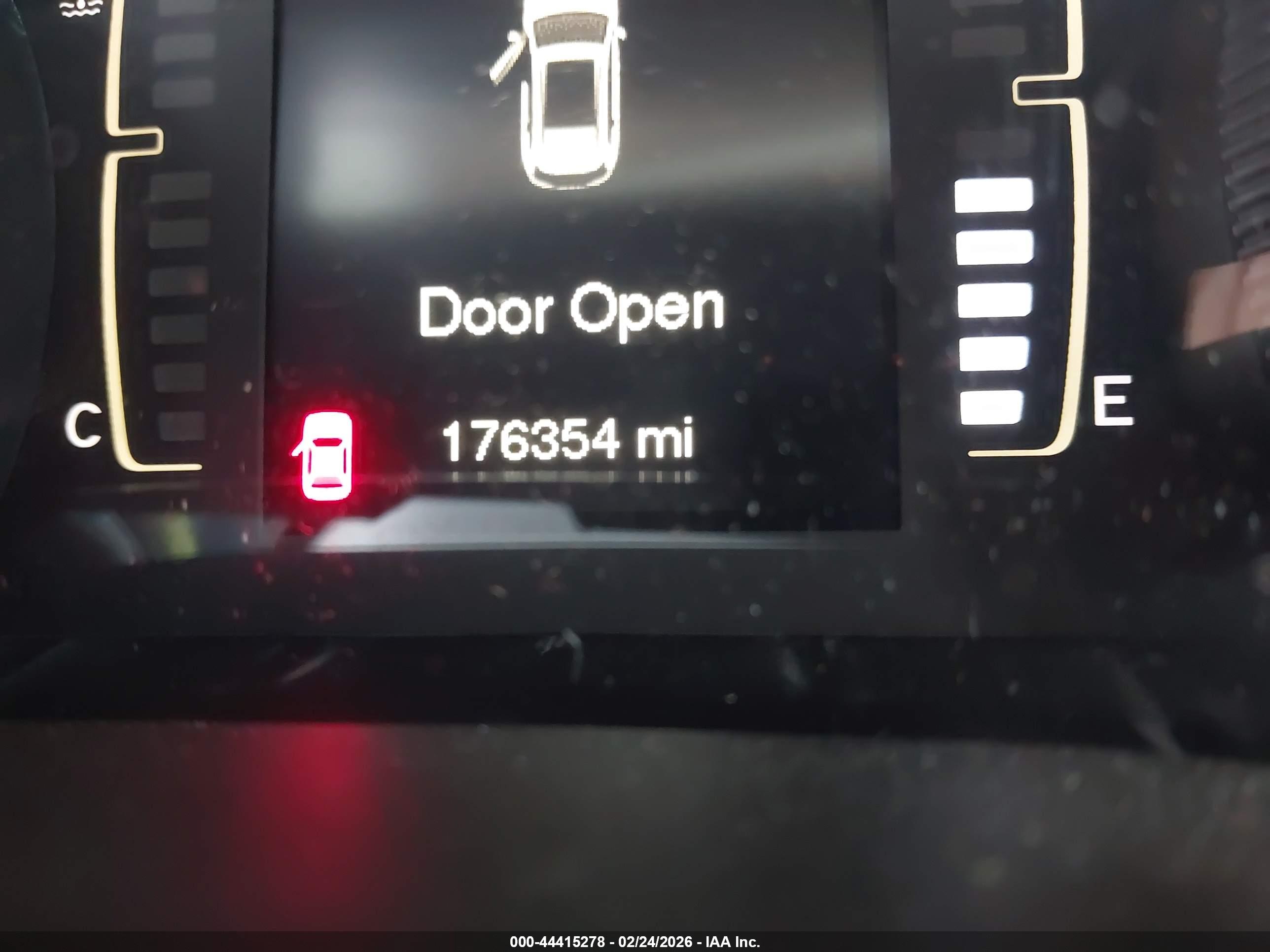 JEEP CHEROKEE image 7