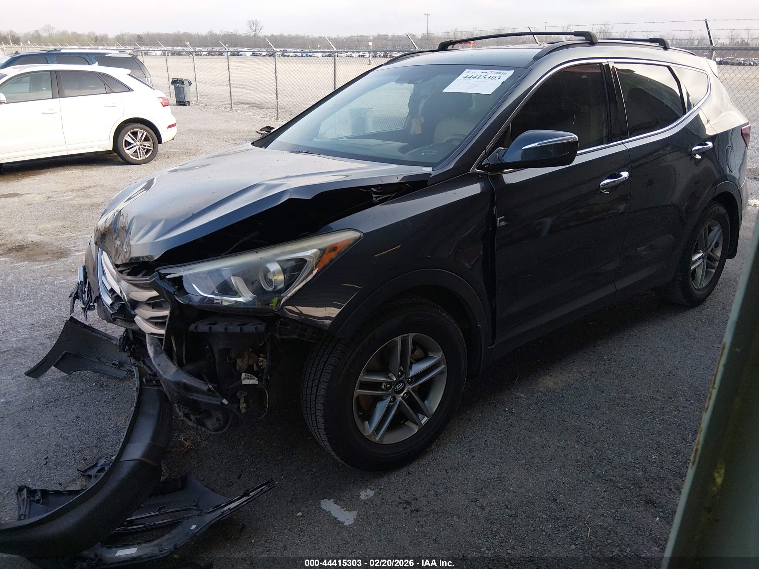 HYUNDAI SANTA image 2