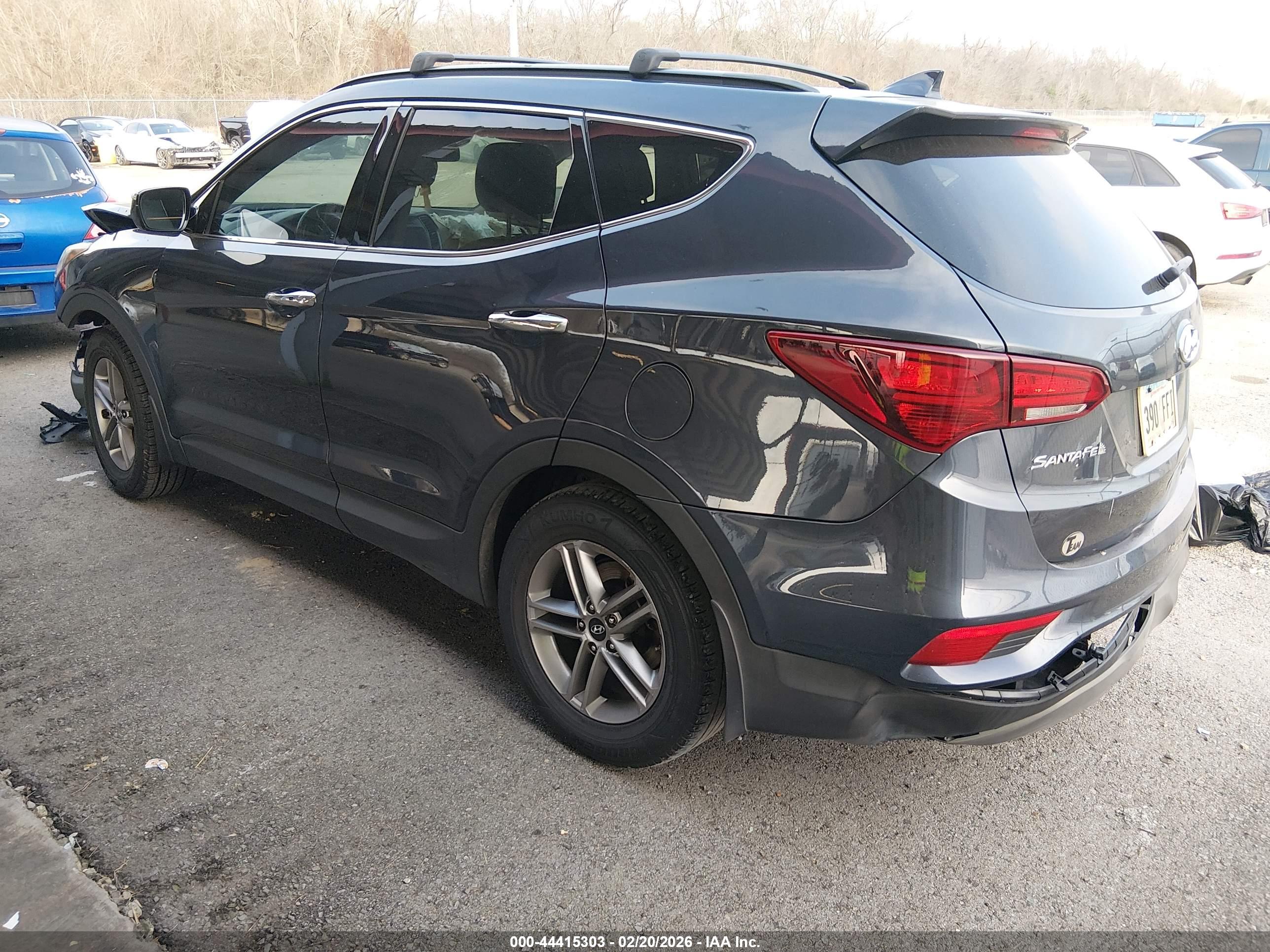 HYUNDAI SANTA image 3
