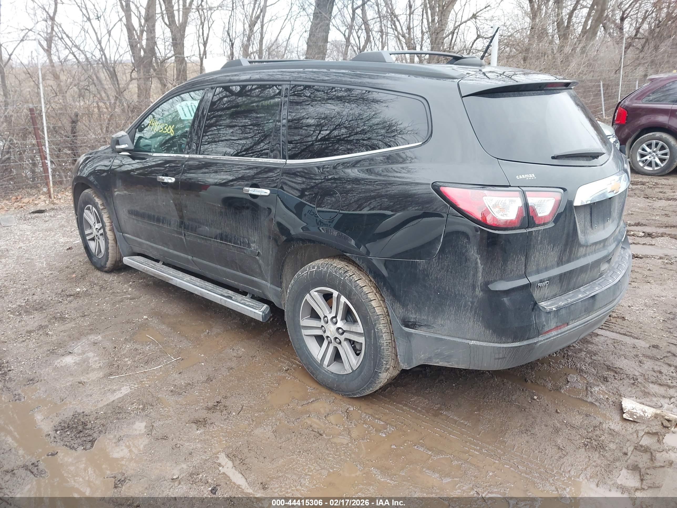 CHEVROLET TRAVERSE image 3