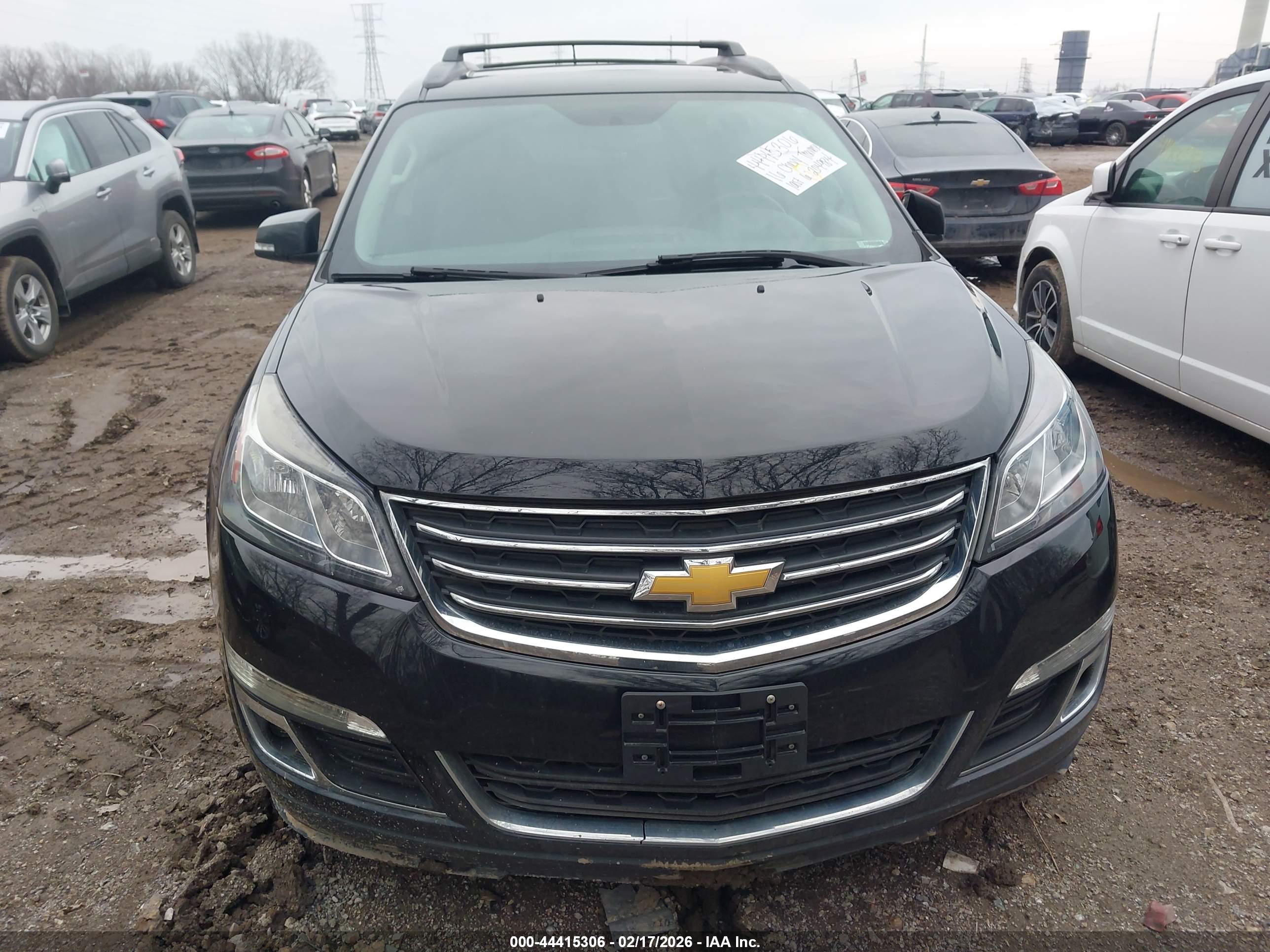 CHEVROLET TRAVERSE image 6