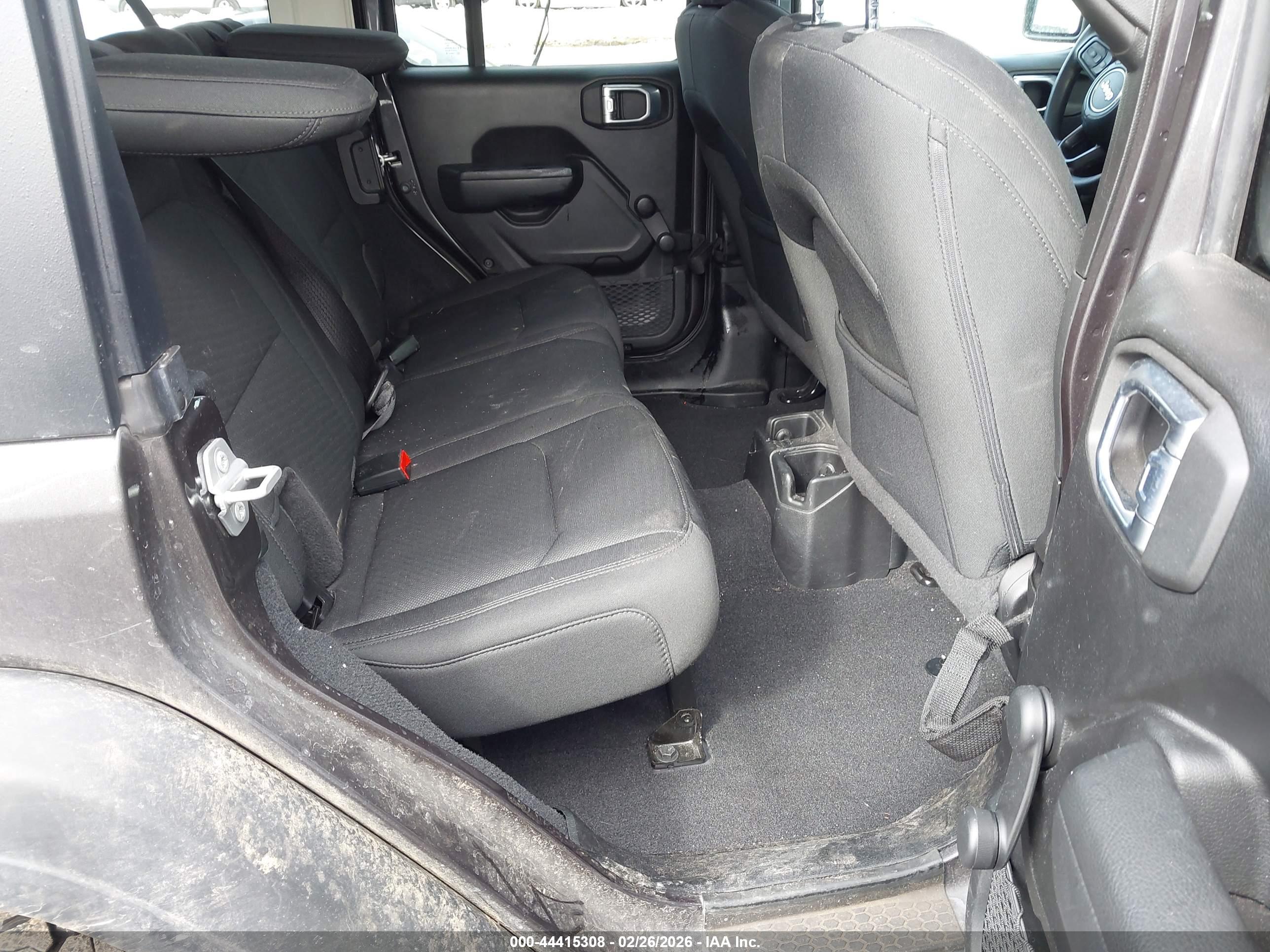 JEEP WRANGLER image 8