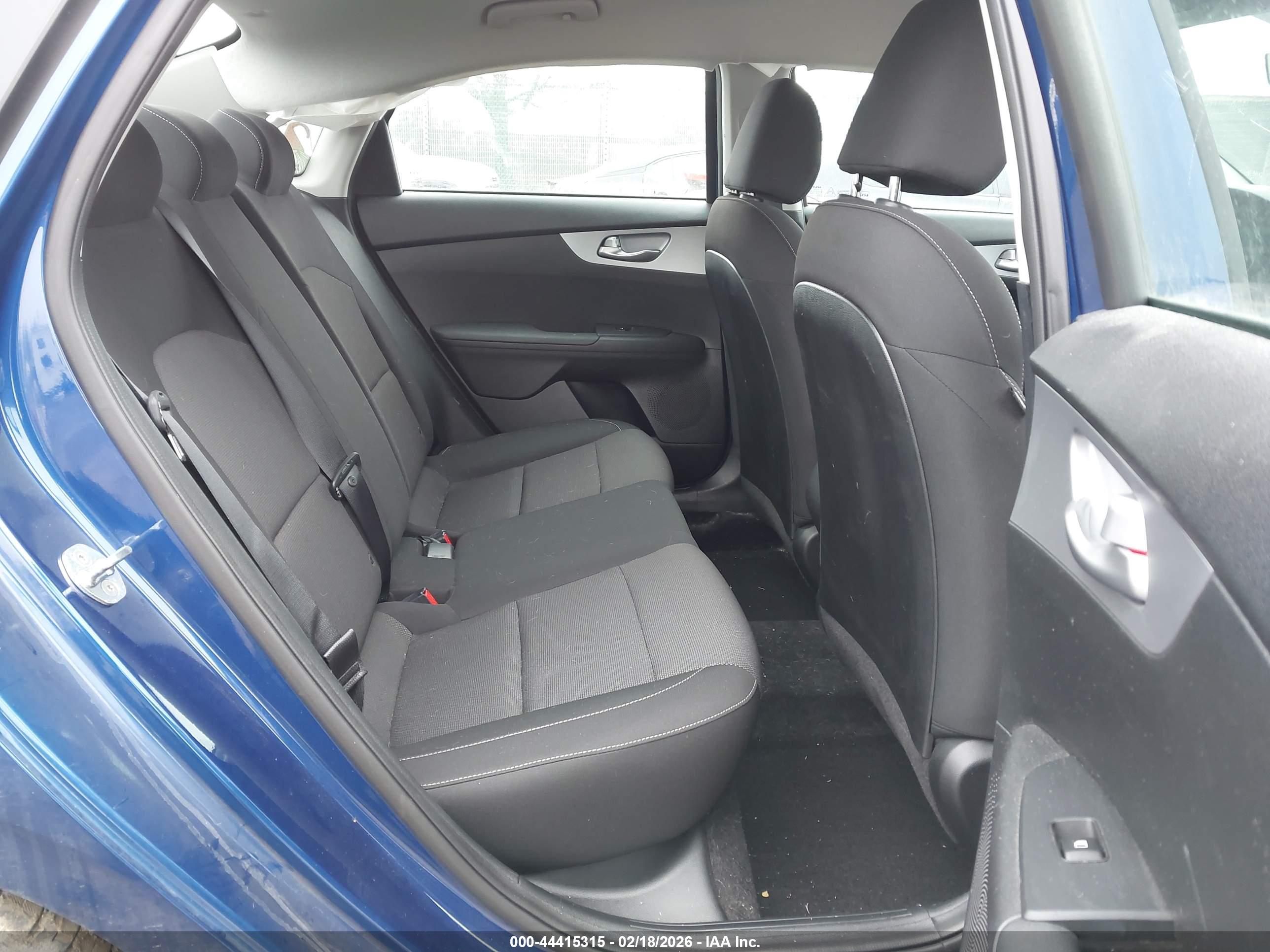 KIA FORTE image 8