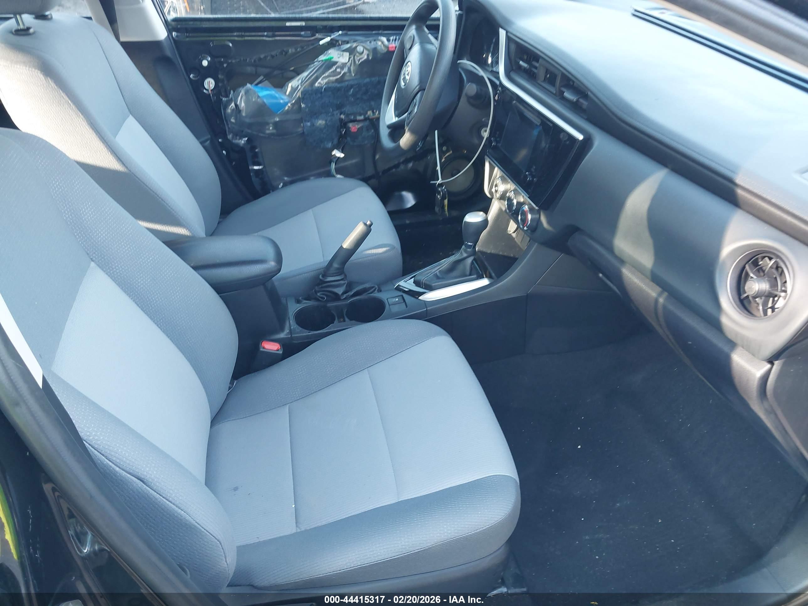 TOYOTA COROLLA image 5