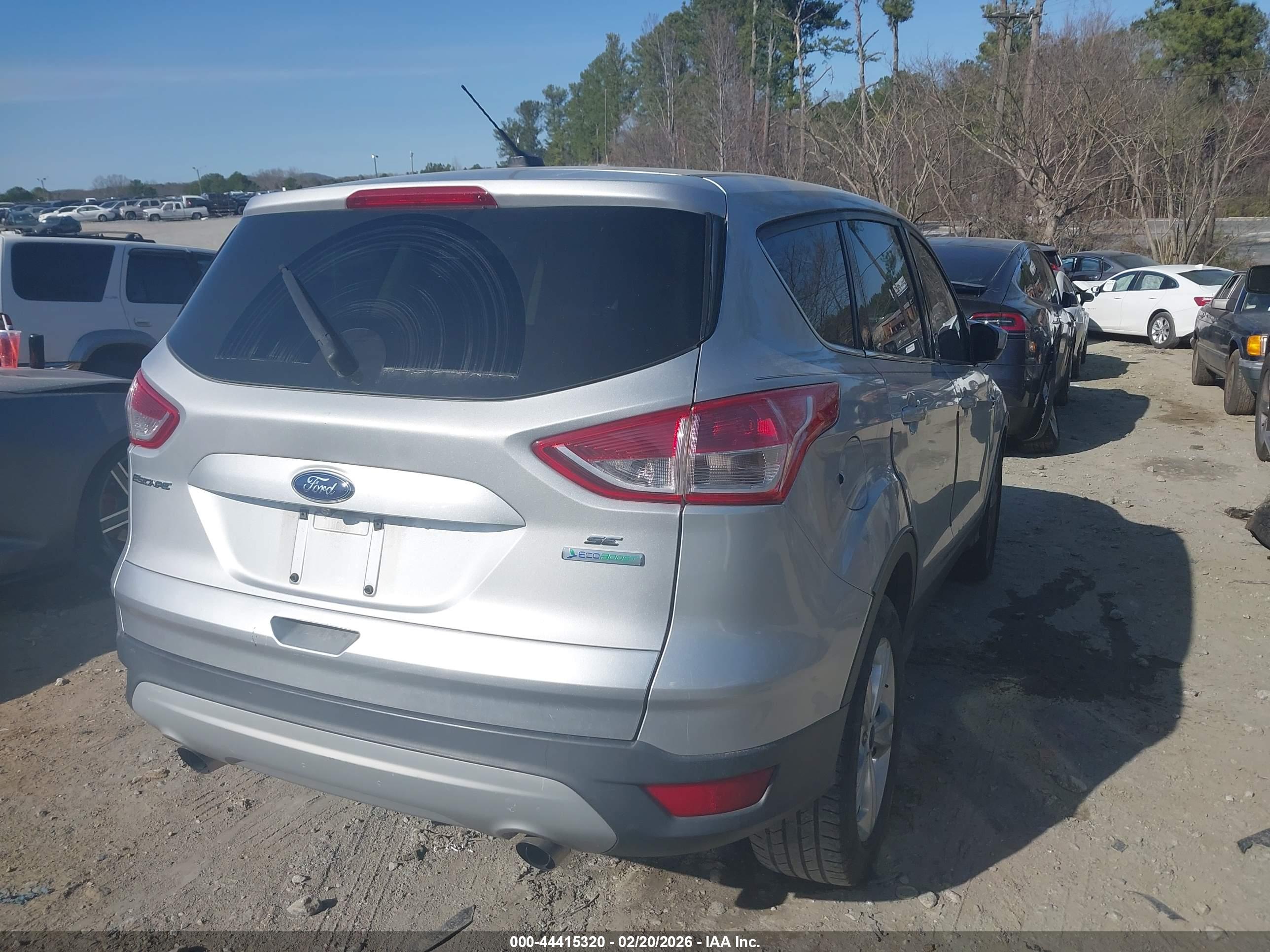 FORD ESCAPE image 4