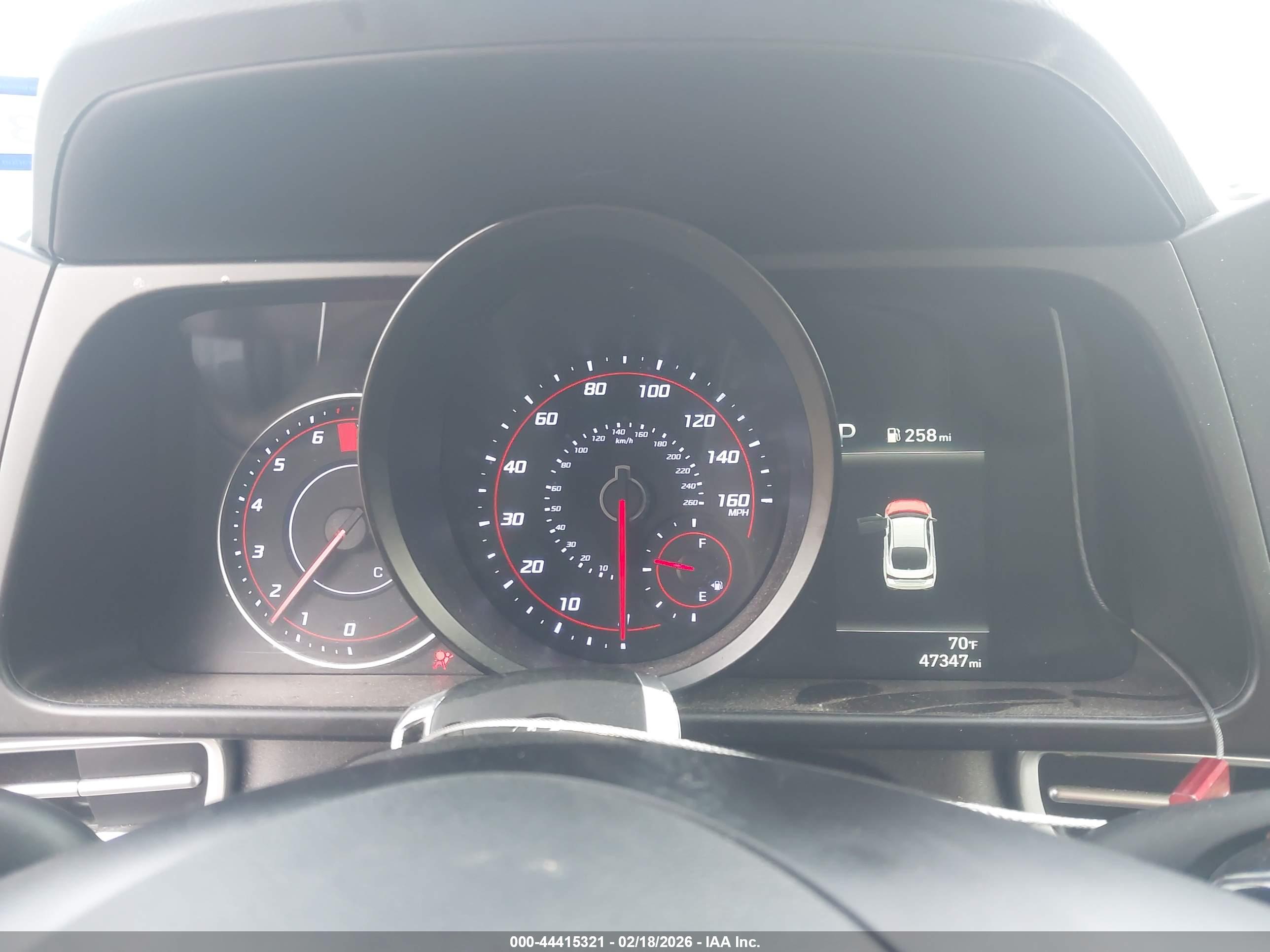 HYUNDAI ELANTRA image 7