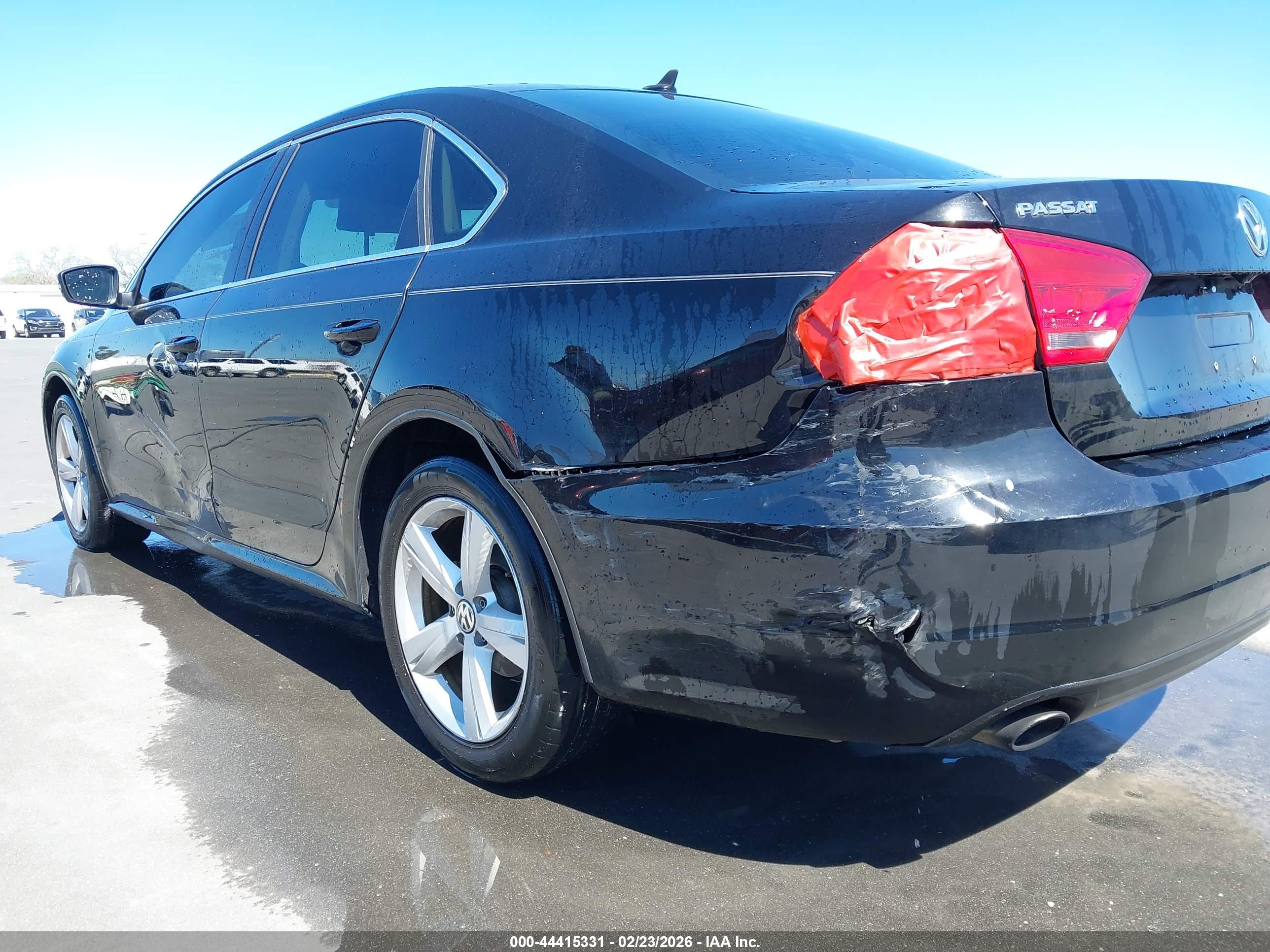 VOLKSWAGEN PASSAT image 6