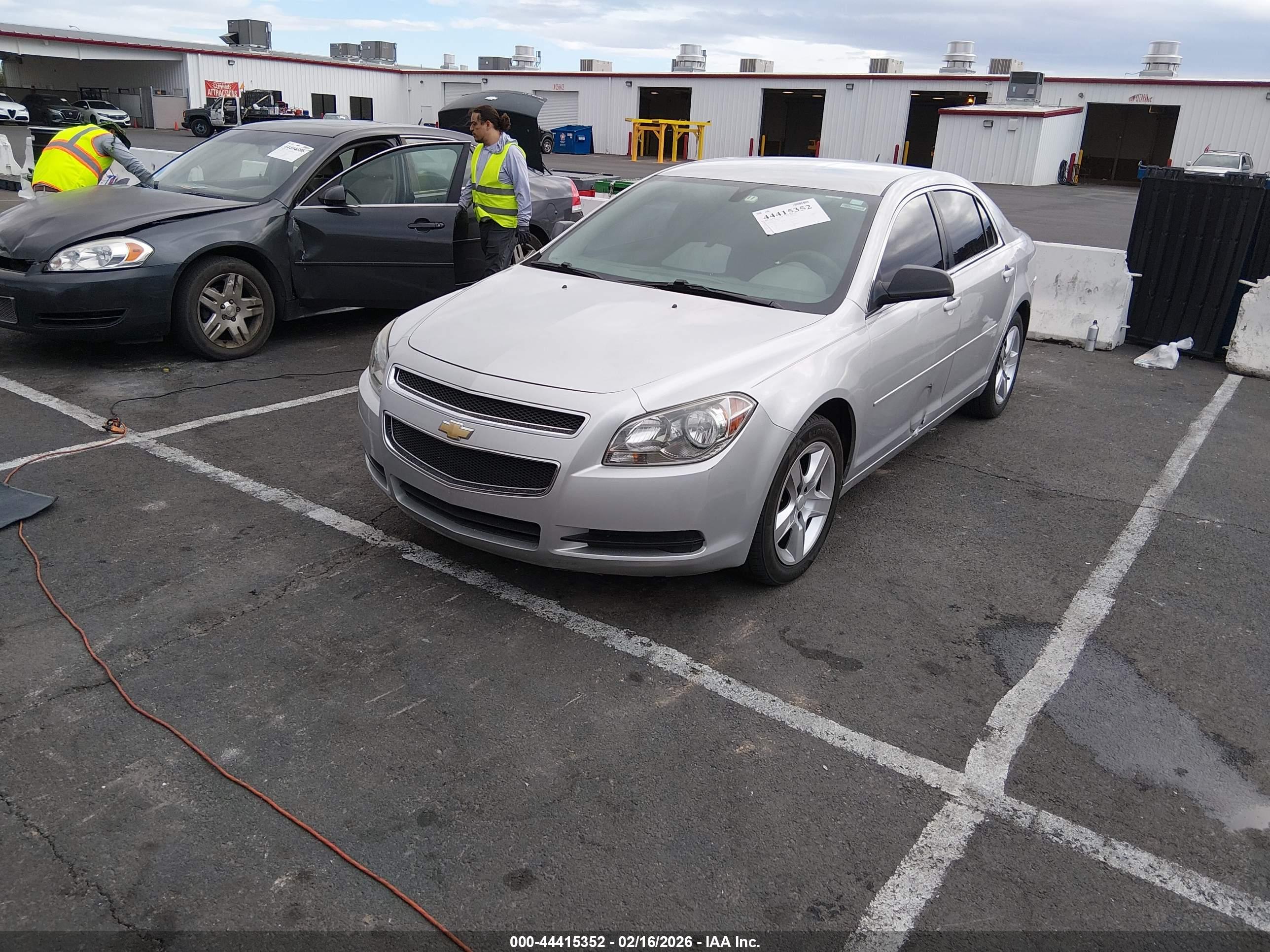 CHEVROLET MALIBU image 2