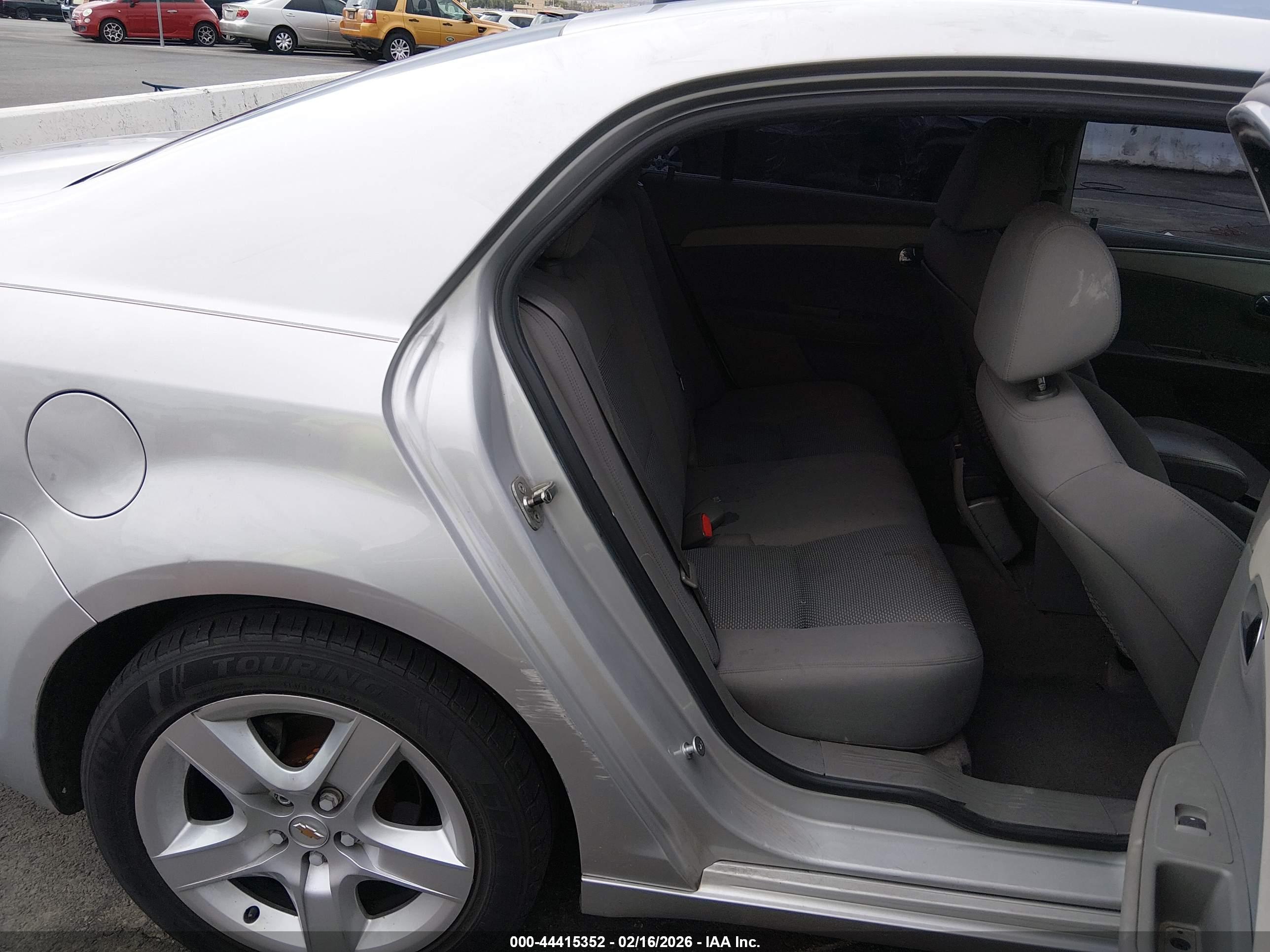 CHEVROLET MALIBU image 8