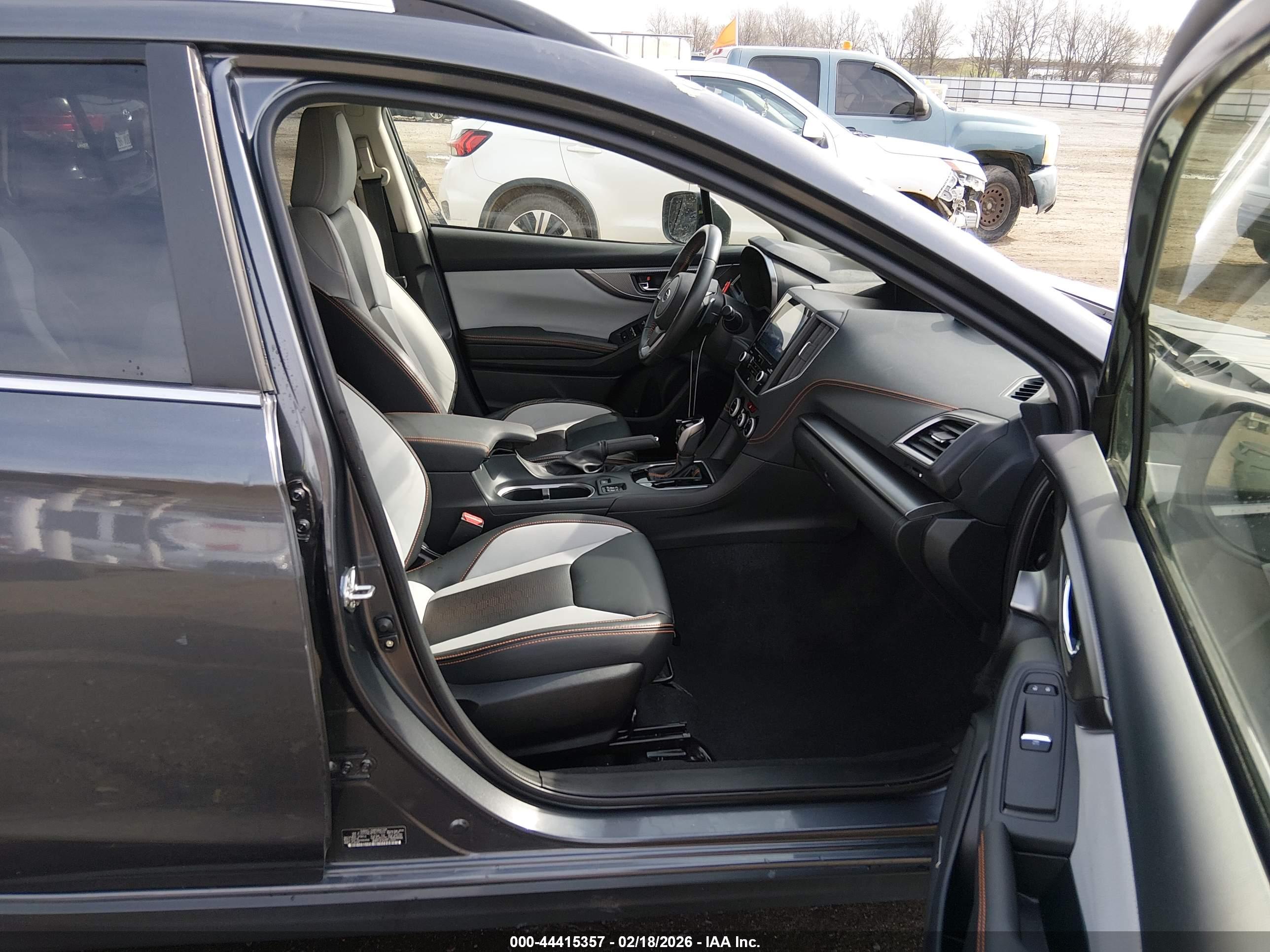 SUBARU CROSSTREK image 5
