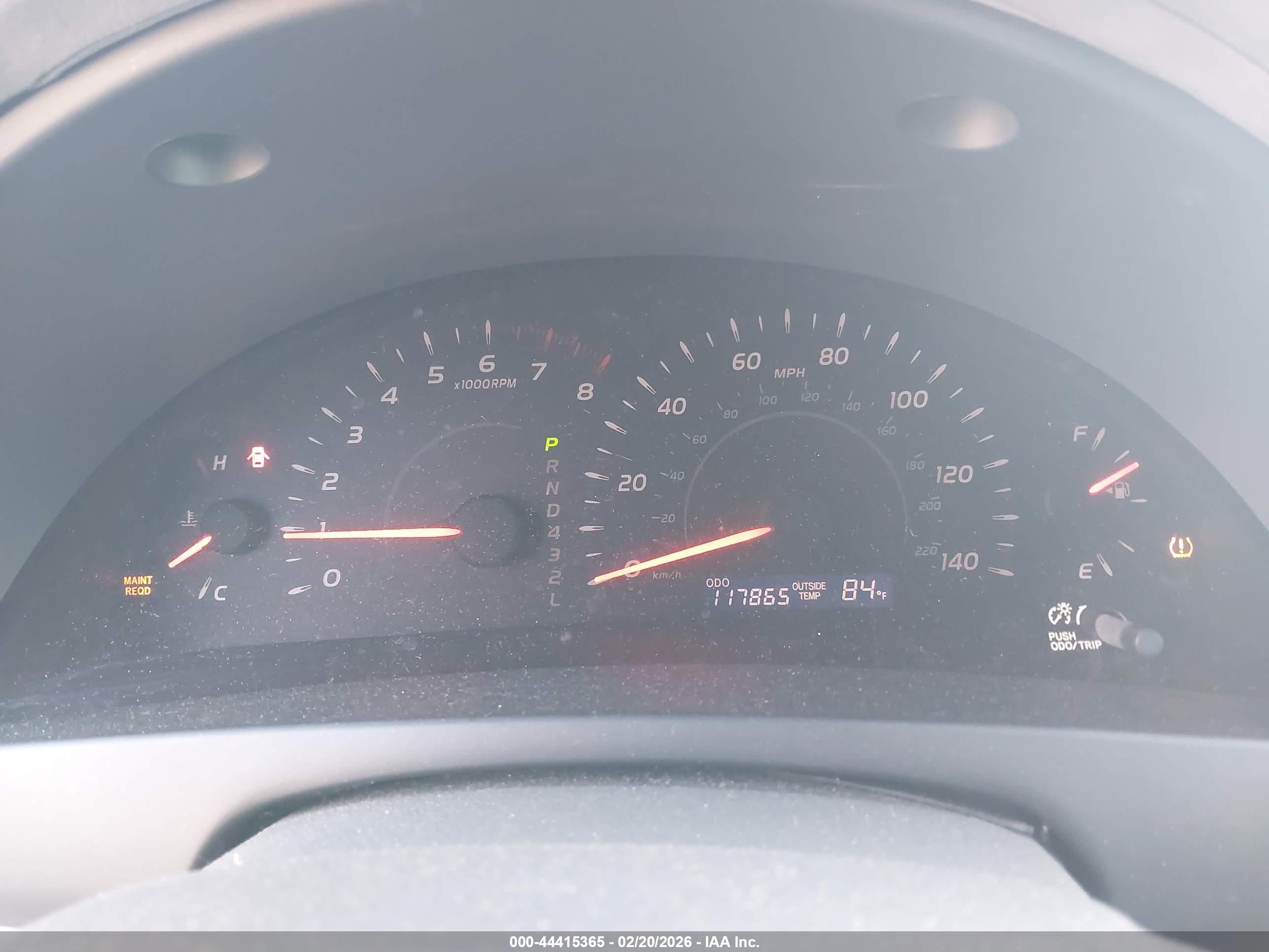 TOYOTA CAMRY image 7